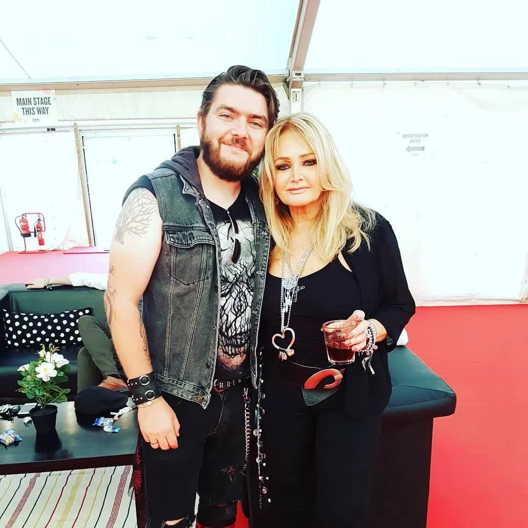Backstage with Bonnie Tyler