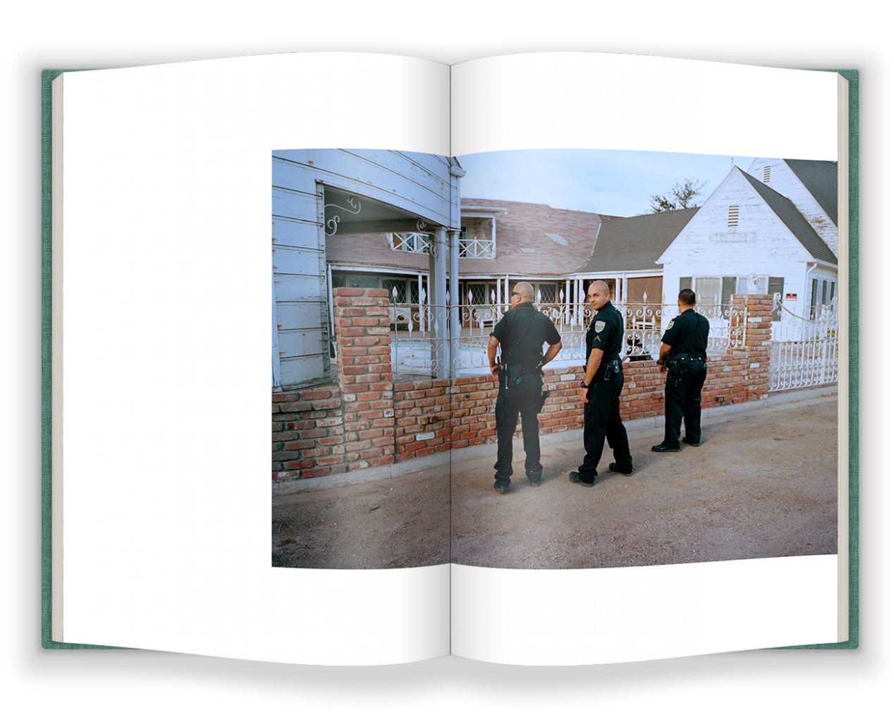 ARC029-Tino-Razo-Mock-Spreads_03-1268x1024.png