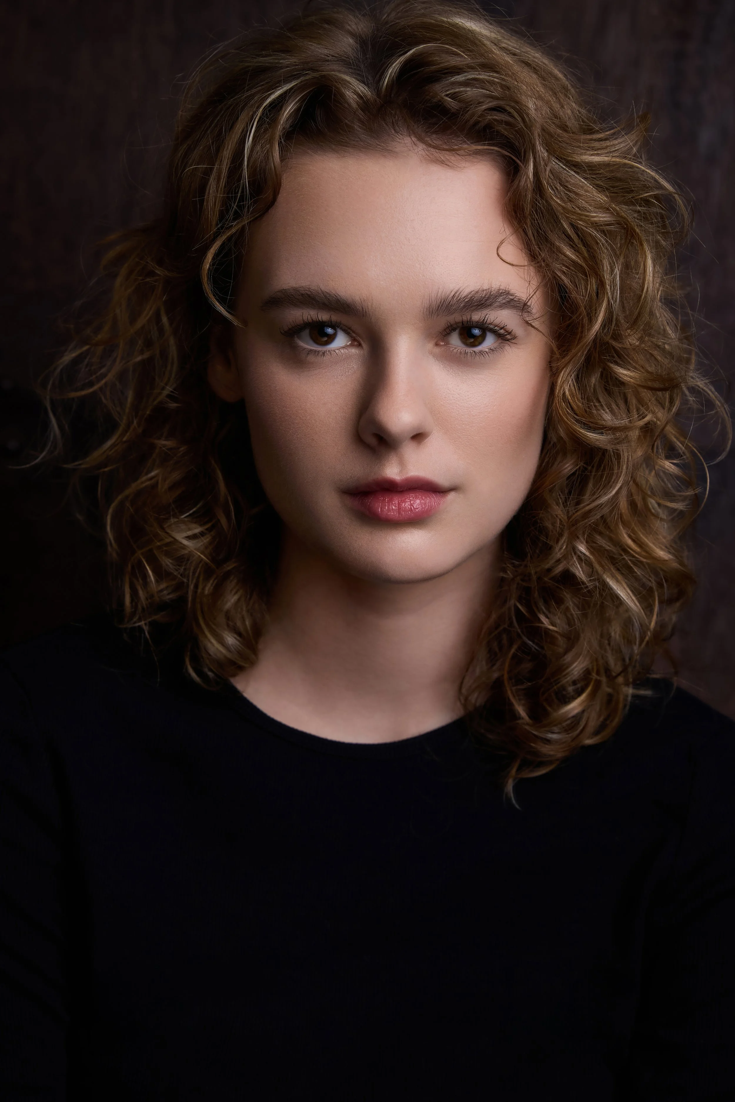 Mies van Rooijen headshot 4.jpg