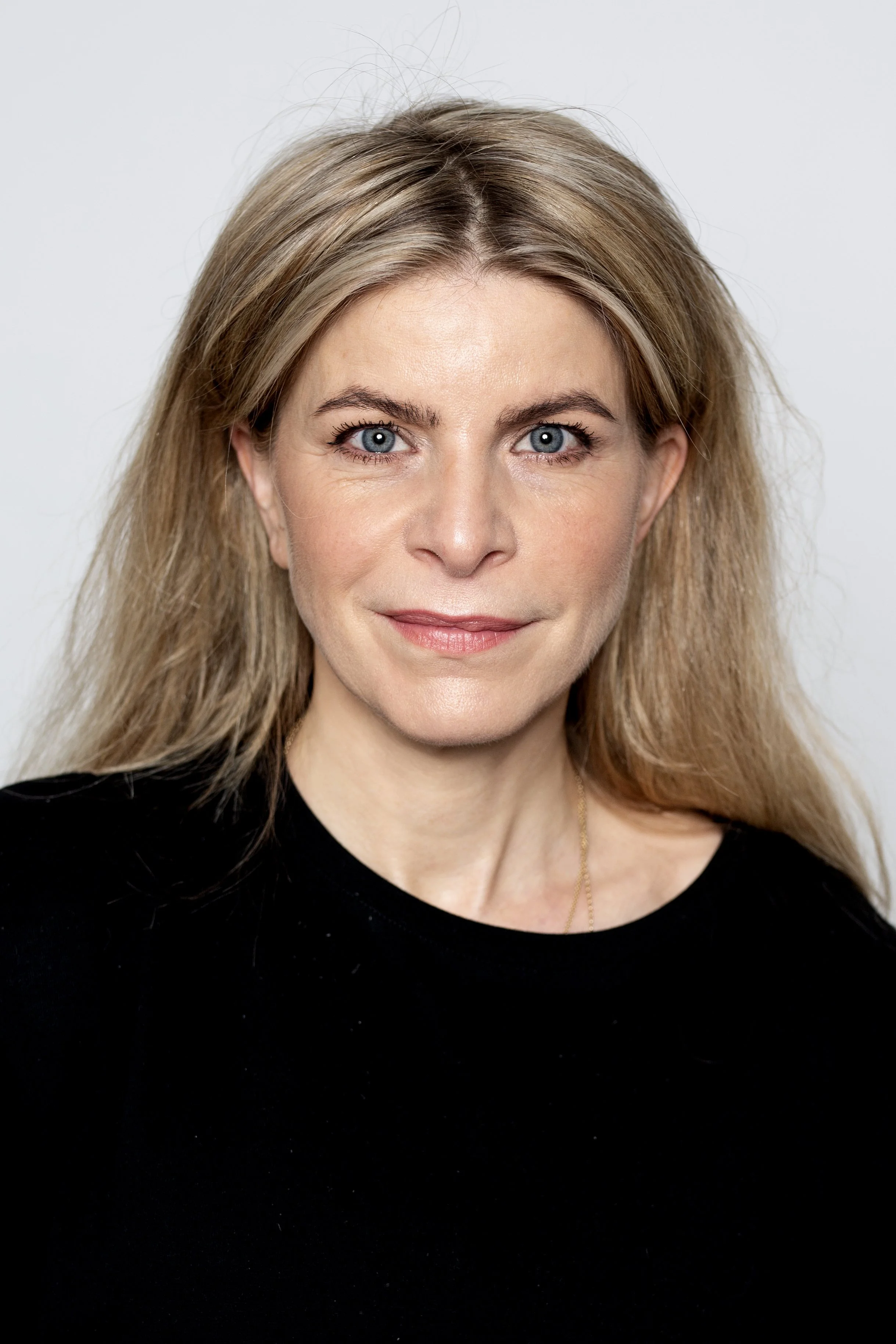 Rosa Reuten, All Actors, Actresses, Voice Actors