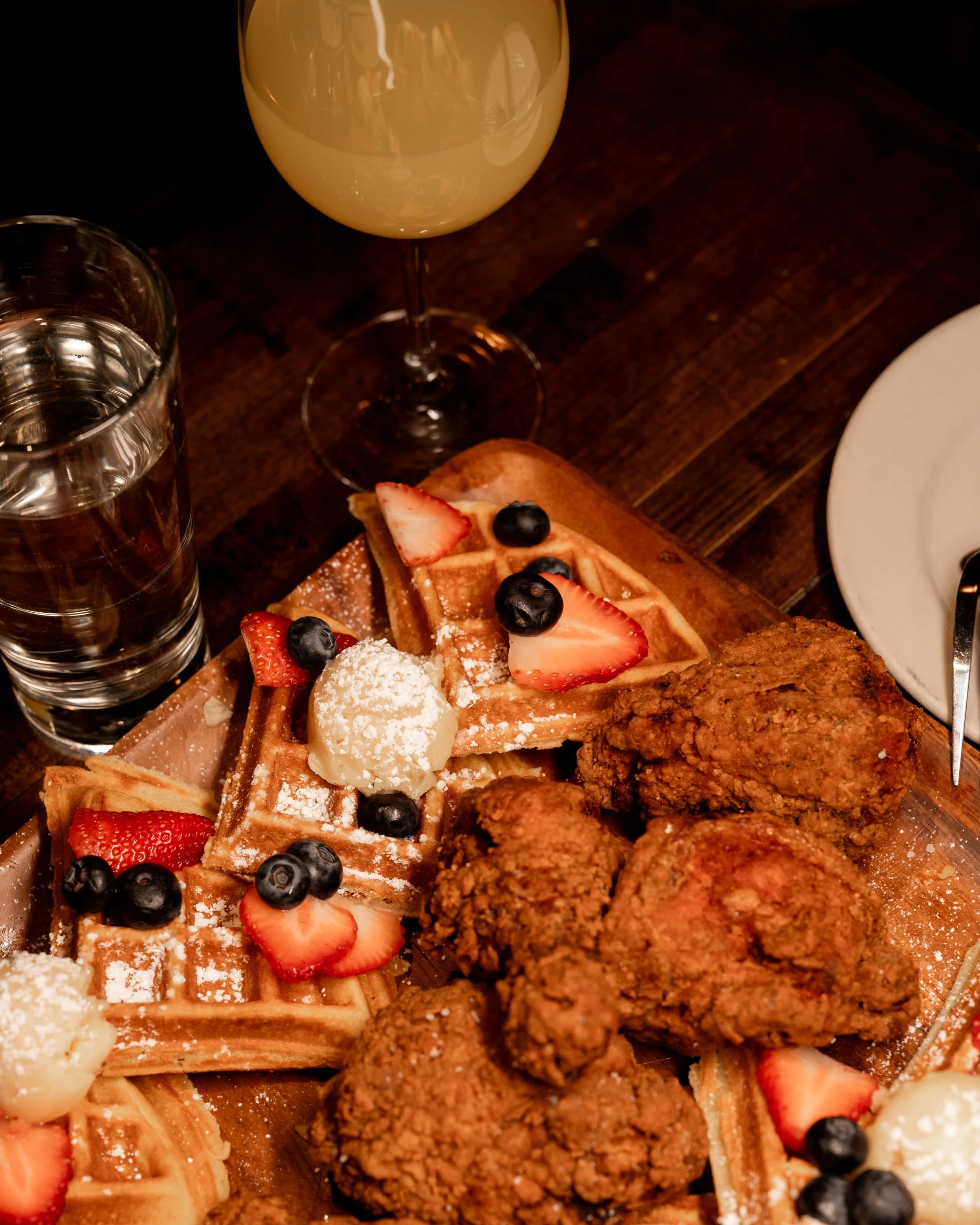 The weekend deserves better than a sad breakfast. 

Fried Chicken and Waffles, bottomless mimosas, bloody marys, or screwdrivers for $20 with any entree. We&rsquo;re on Ditmars. 

Brunch weekends 10-3.