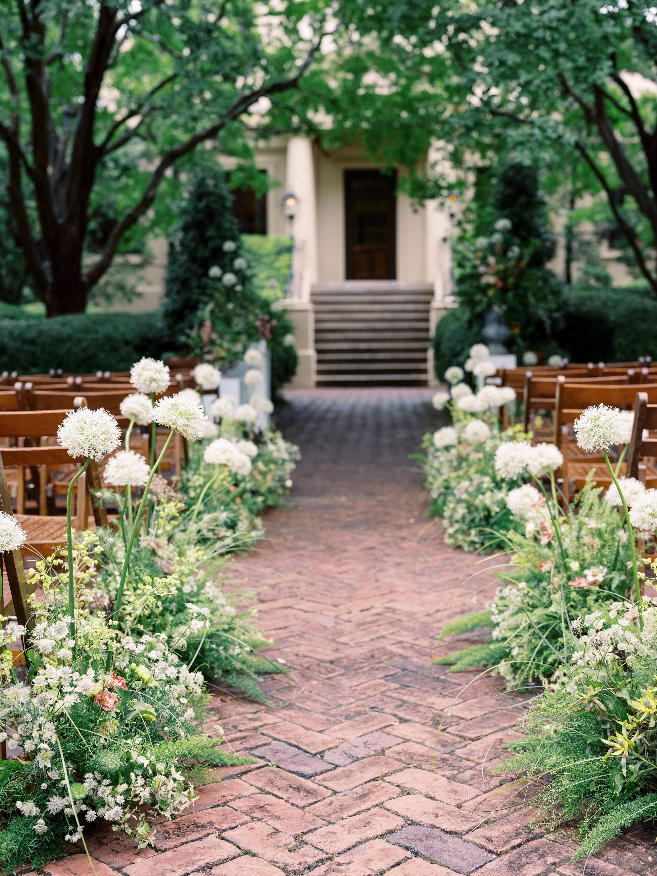 FlaviaandPeter_Ceremony_MichelaWatsonPhotography-20 (1).jpg