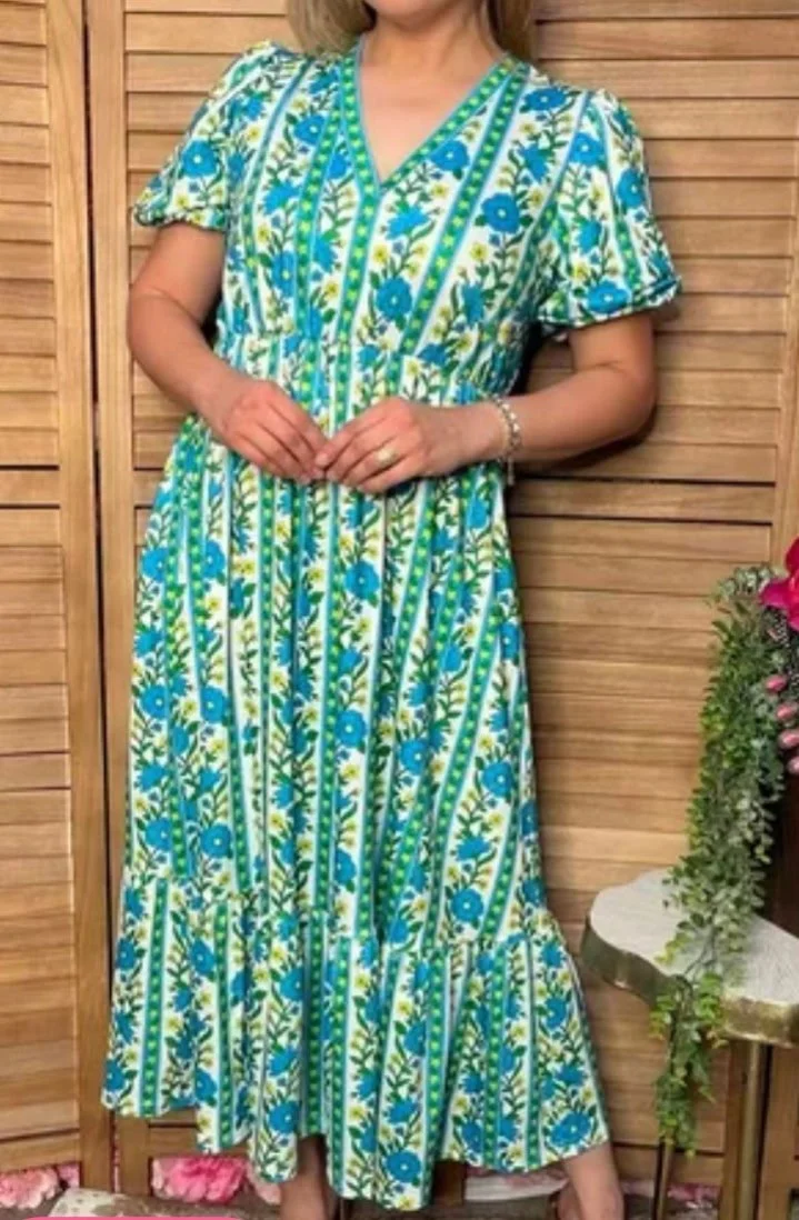 Beautiful Floral Print Midi Dress