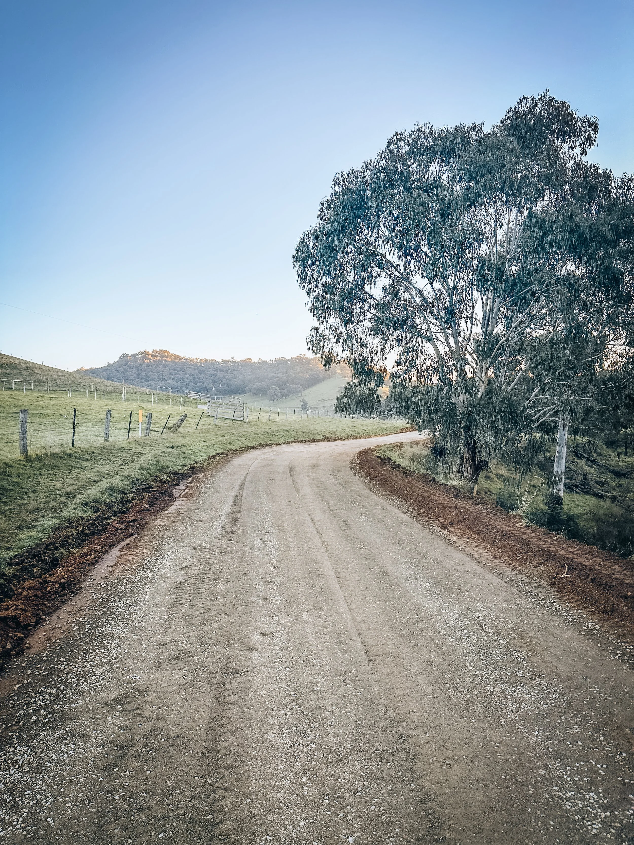 fencing installation on rural property near Glenburn, VIC