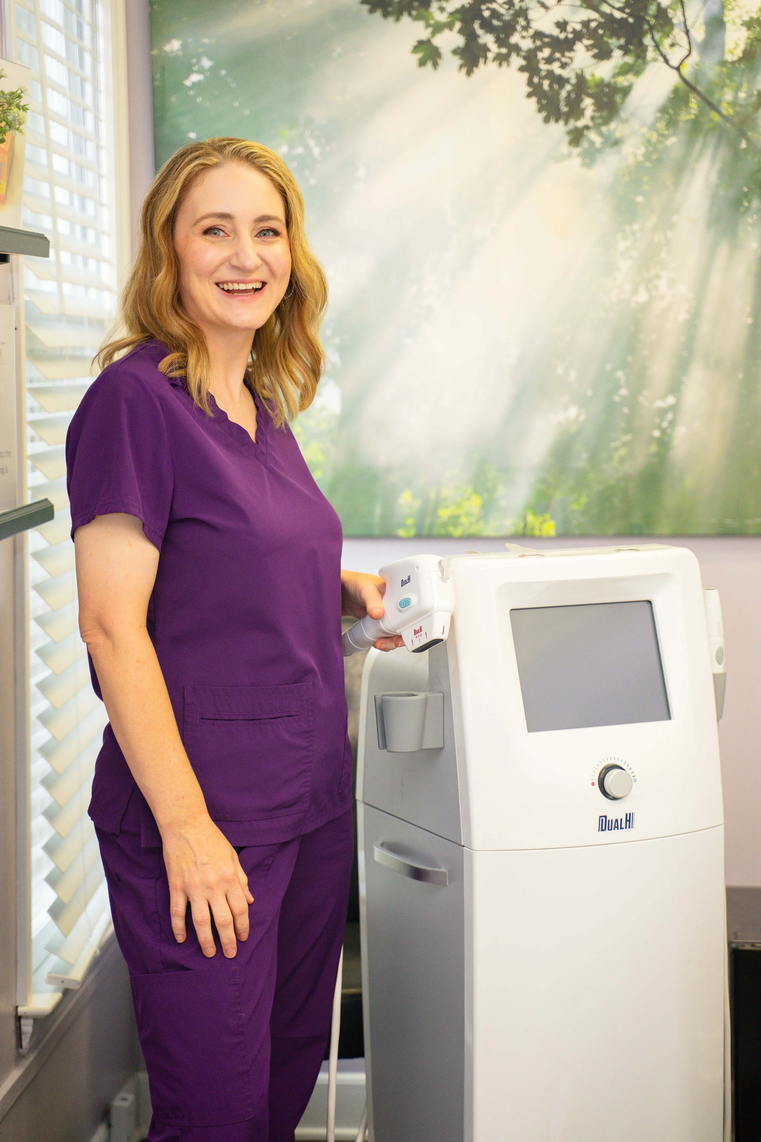 HIFU Lifting and Anti-Aging Treatment from SkinProLori