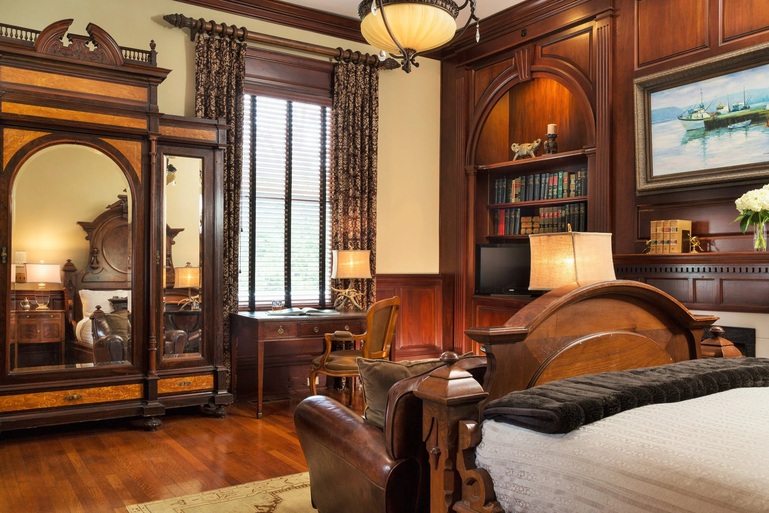 Twelve-Oaks-Rooms-Salvatore-3 (2).jpg