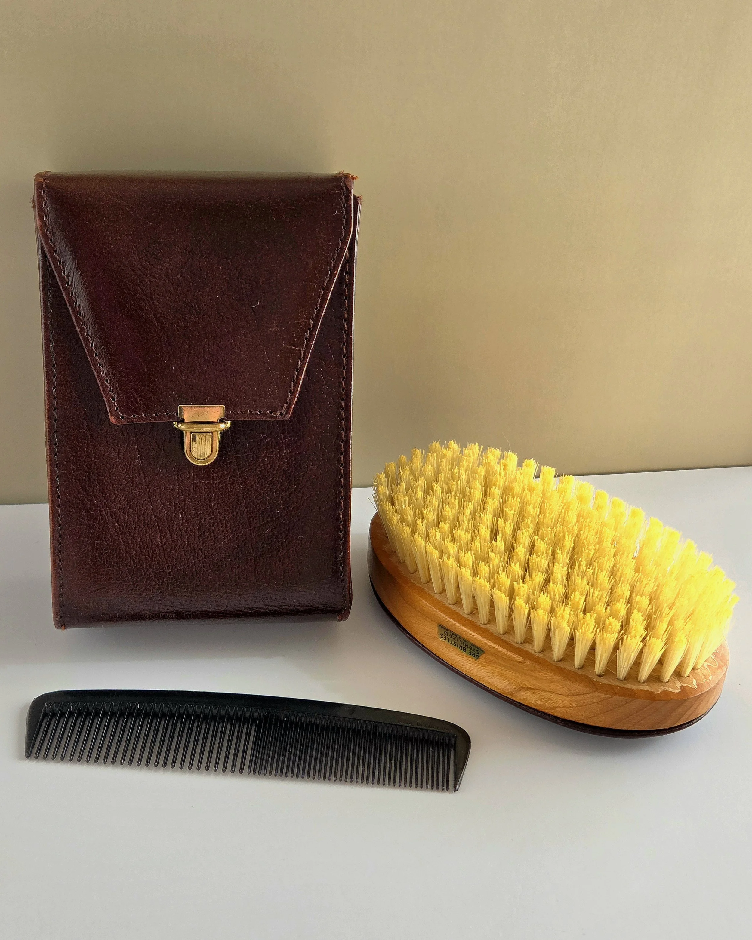 Men's Midcentury Toiletries Kit | Cowhide Leather | Made in England
