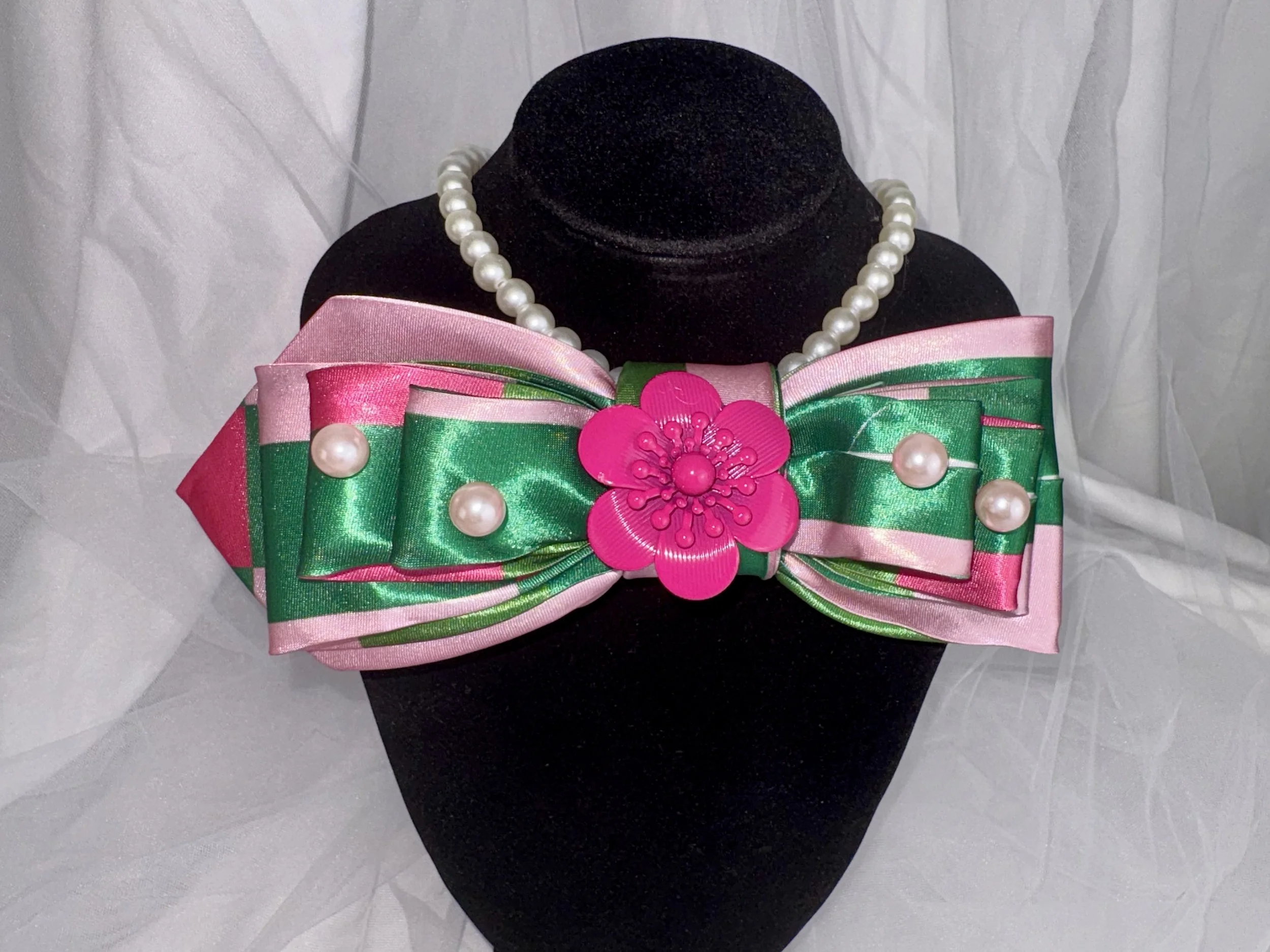 The Blush Bow