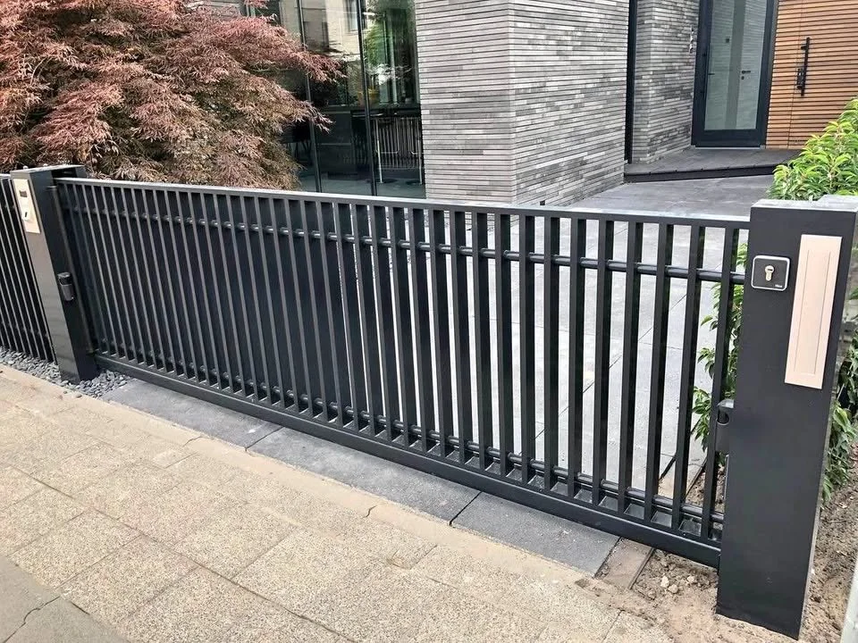 Driveway Columns & Gates