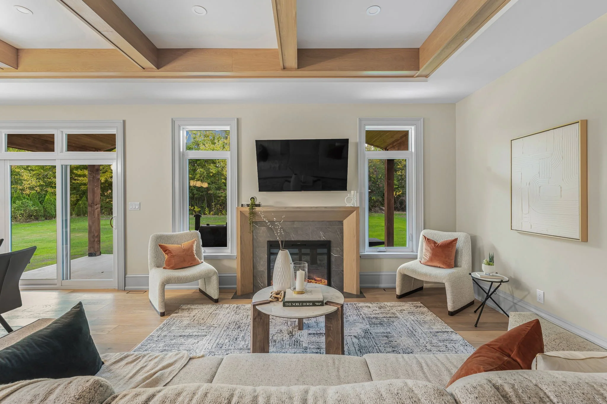FORT ERIE RESIDENCE