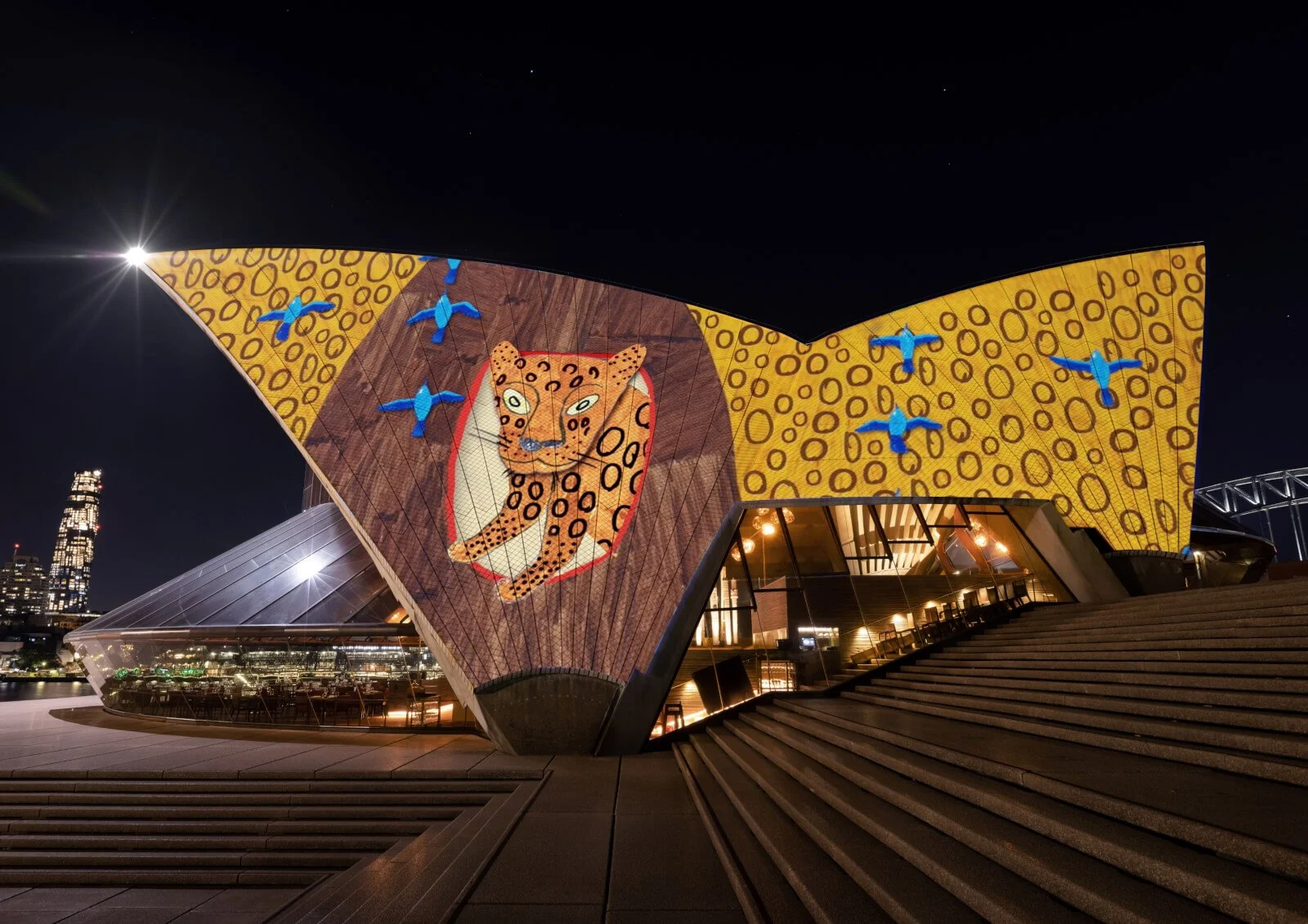 Badu Gili: Healing Spirit, 2024, Sydney Opera House, Sydney, Austrália.