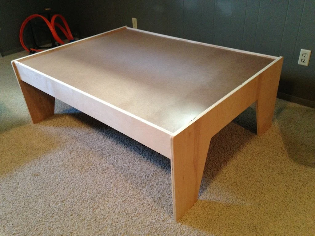 Train and Play Table