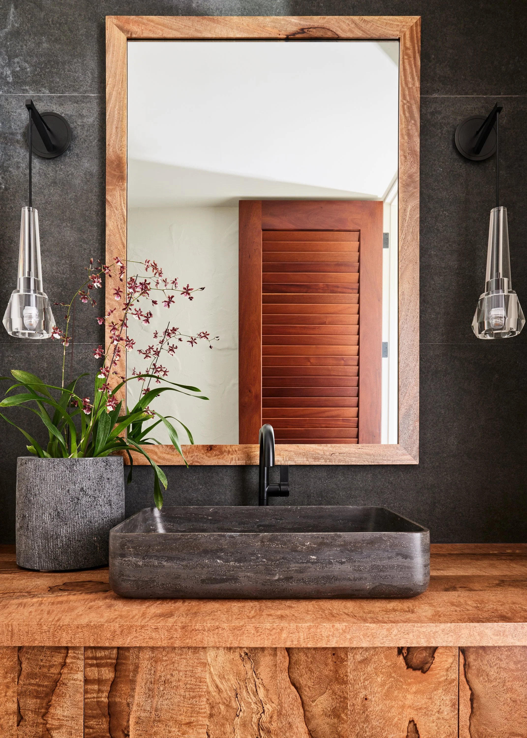 Foley_Powder-Room_009.jpg