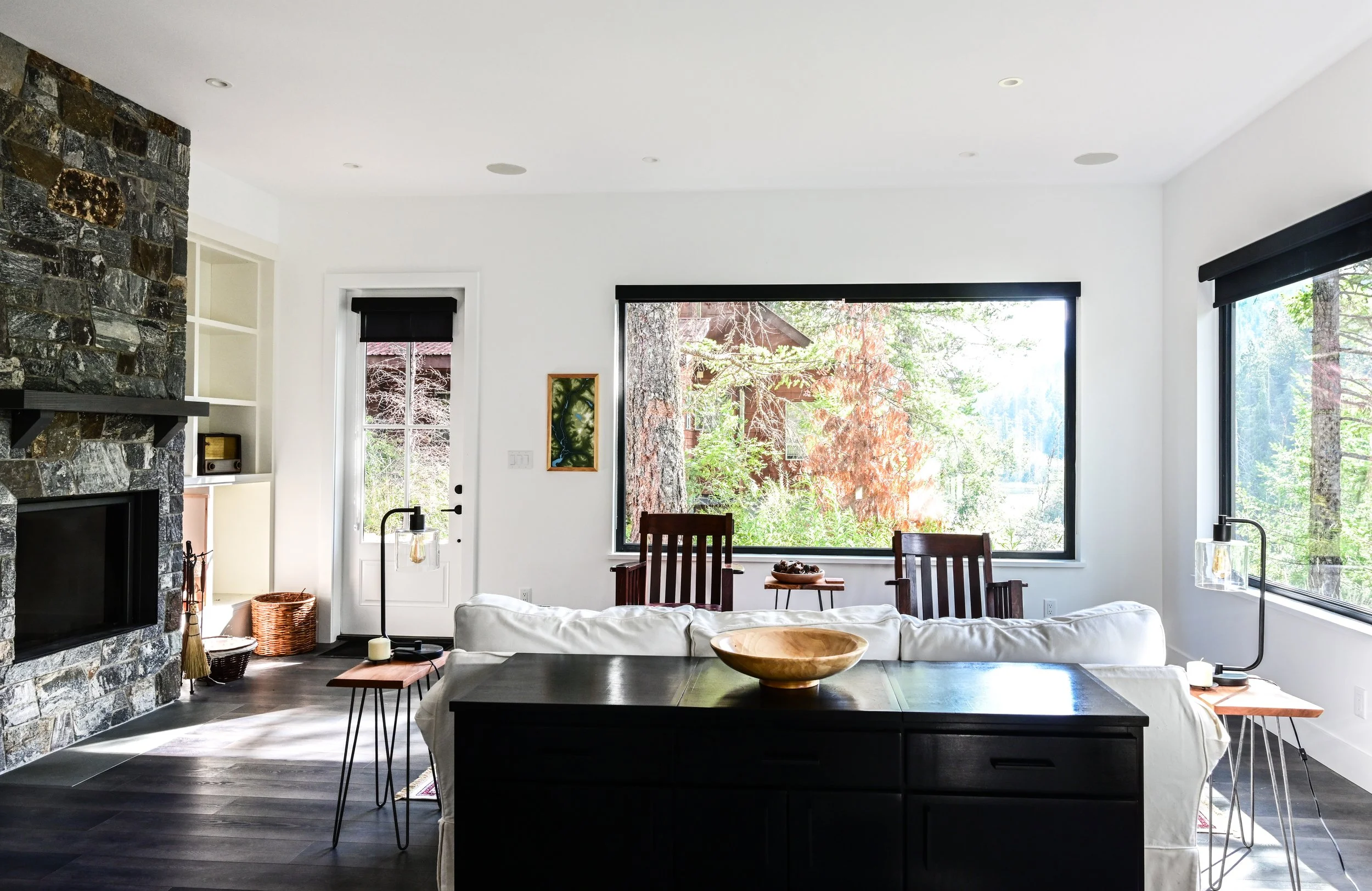 livingroom2_edit.jpg