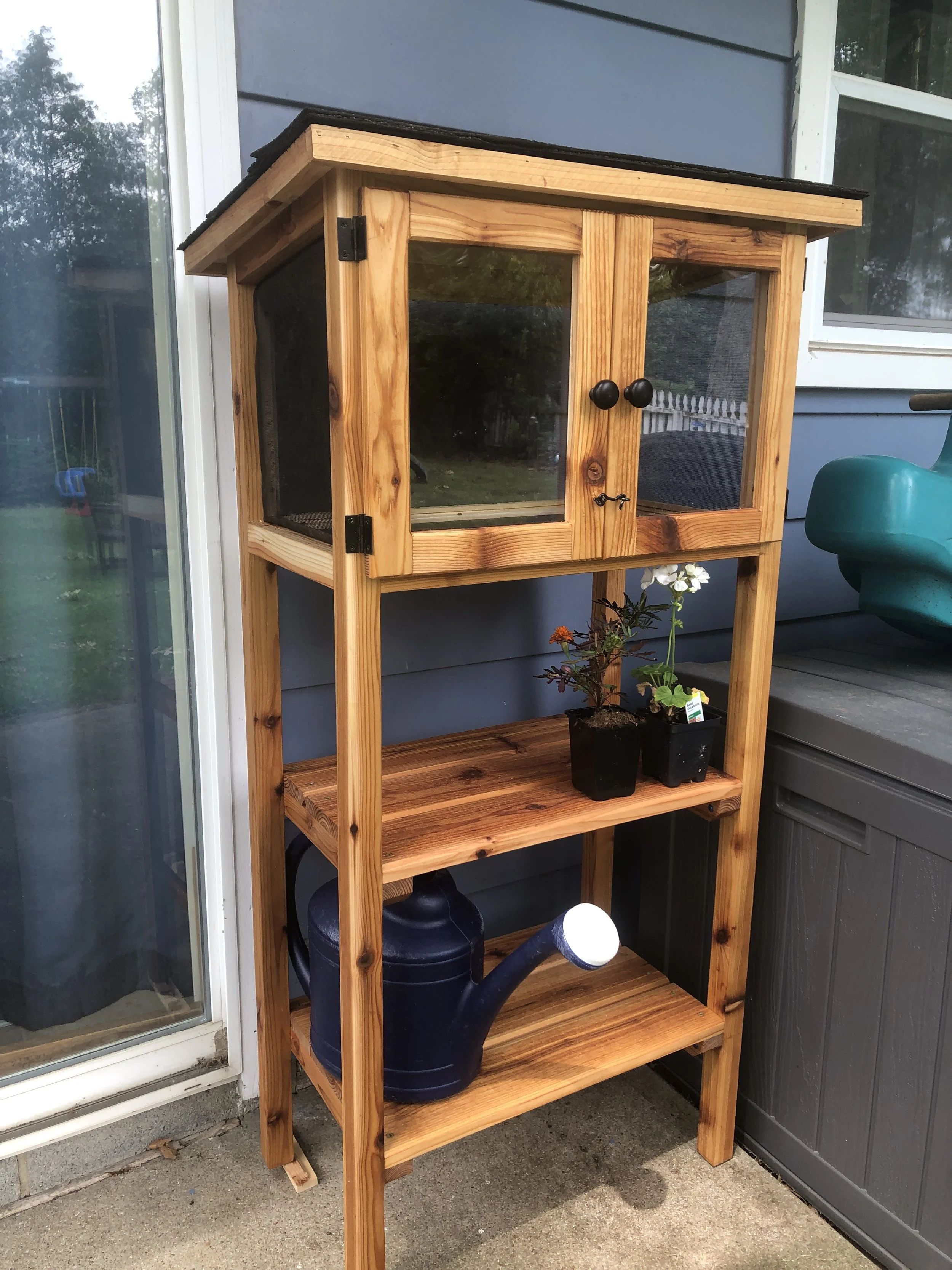 Monarch Raising Enclosure