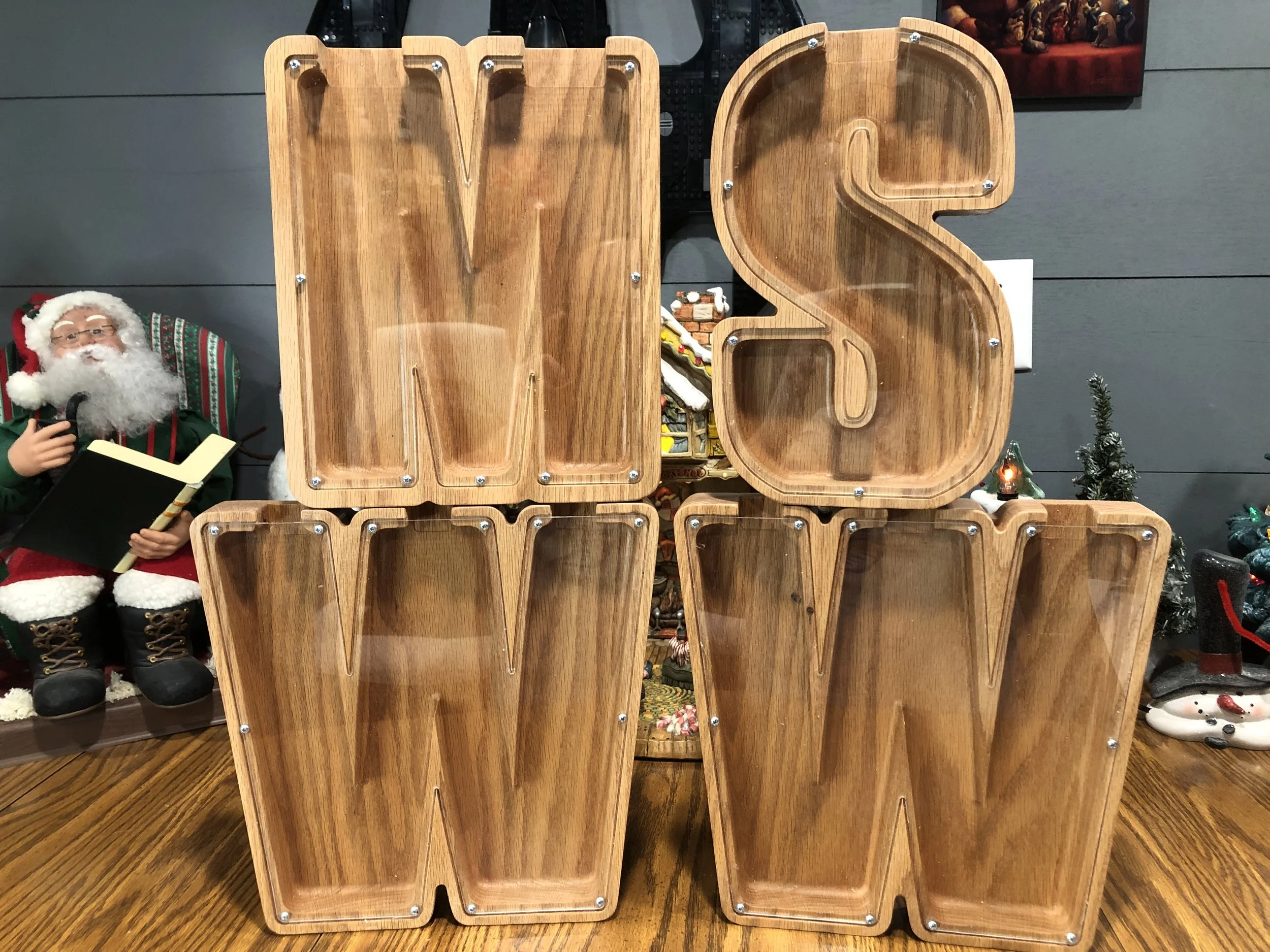 Red Oak Letter Banks