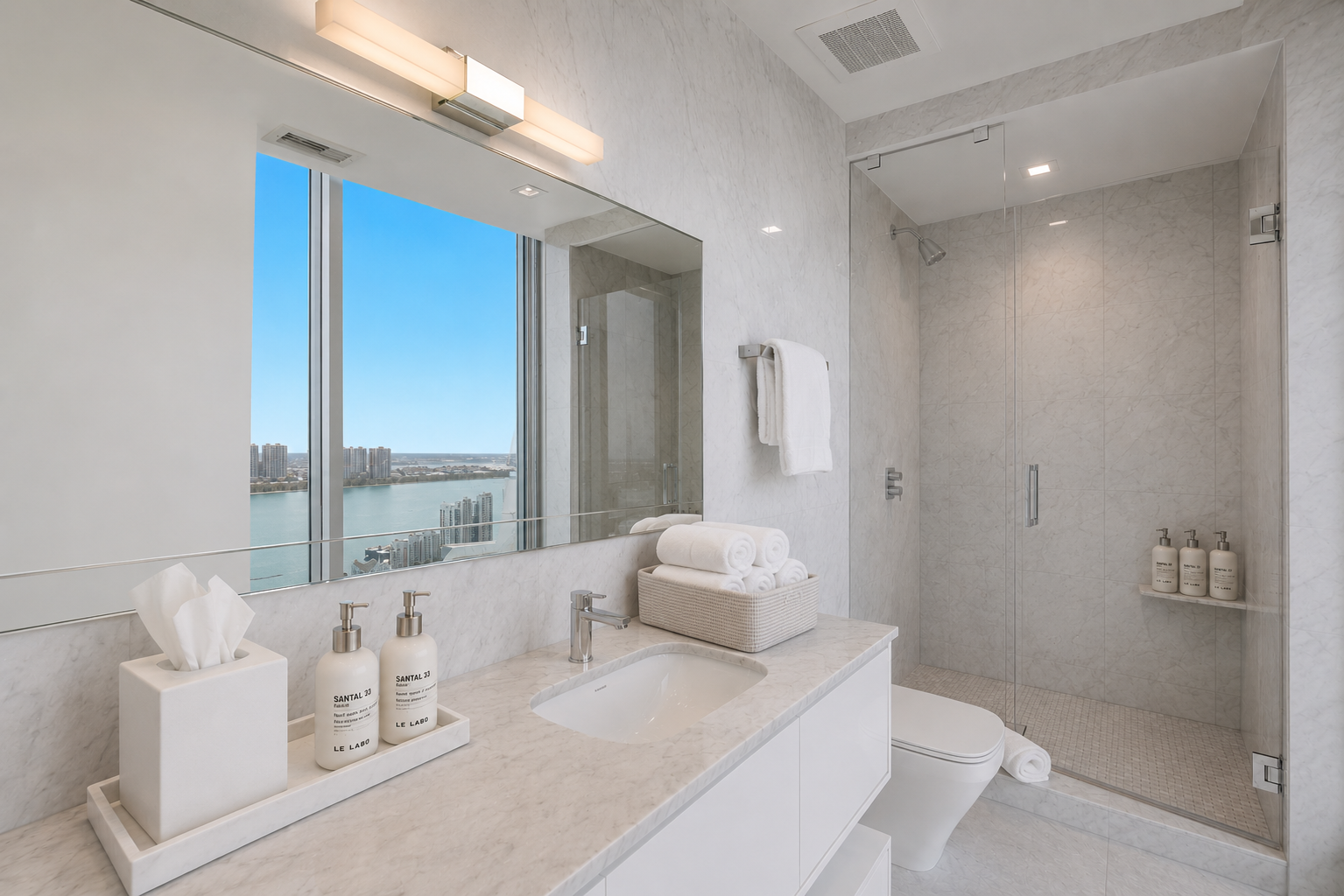 Queen Guest bathroom.png