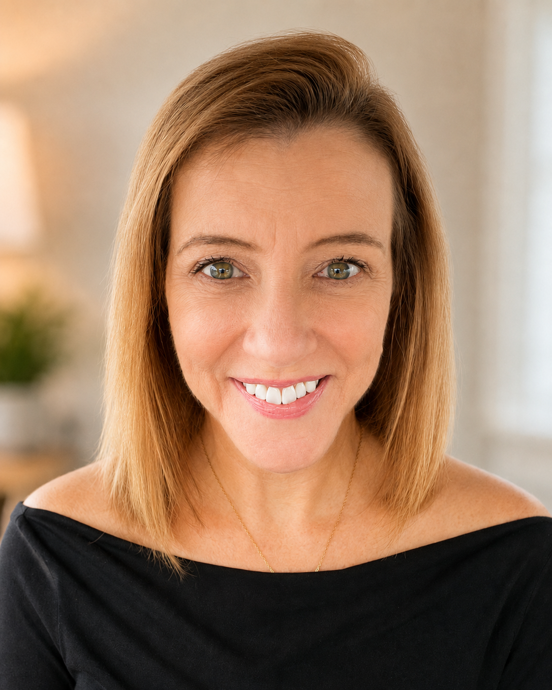 Kara Kissinger, Secretary