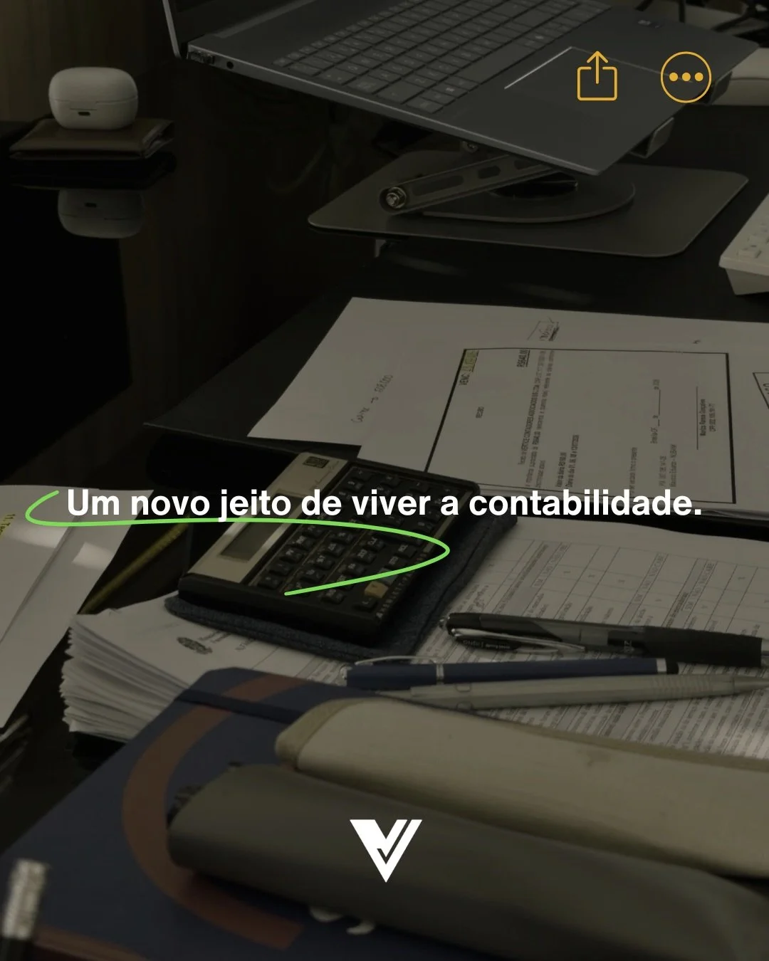 Mais do que um escrit&oacute;rio, este &eacute; o espa&ccedil;o onde conhecimento, tecnologia e estrat&eacute;gia se encontram.

Cada detalhe foi pensado para aproximar pessoas, transformar informa&ccedil;&otilde;es em decis&otilde;es e ajudar empres