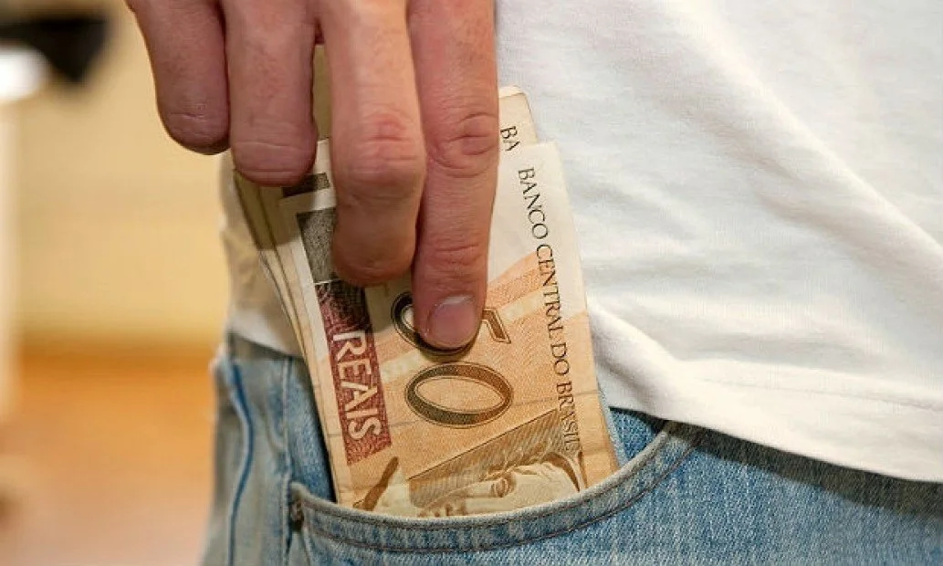 Estão liberadas a partir de hoje às consultas do 1º lote de restituições do IRPF