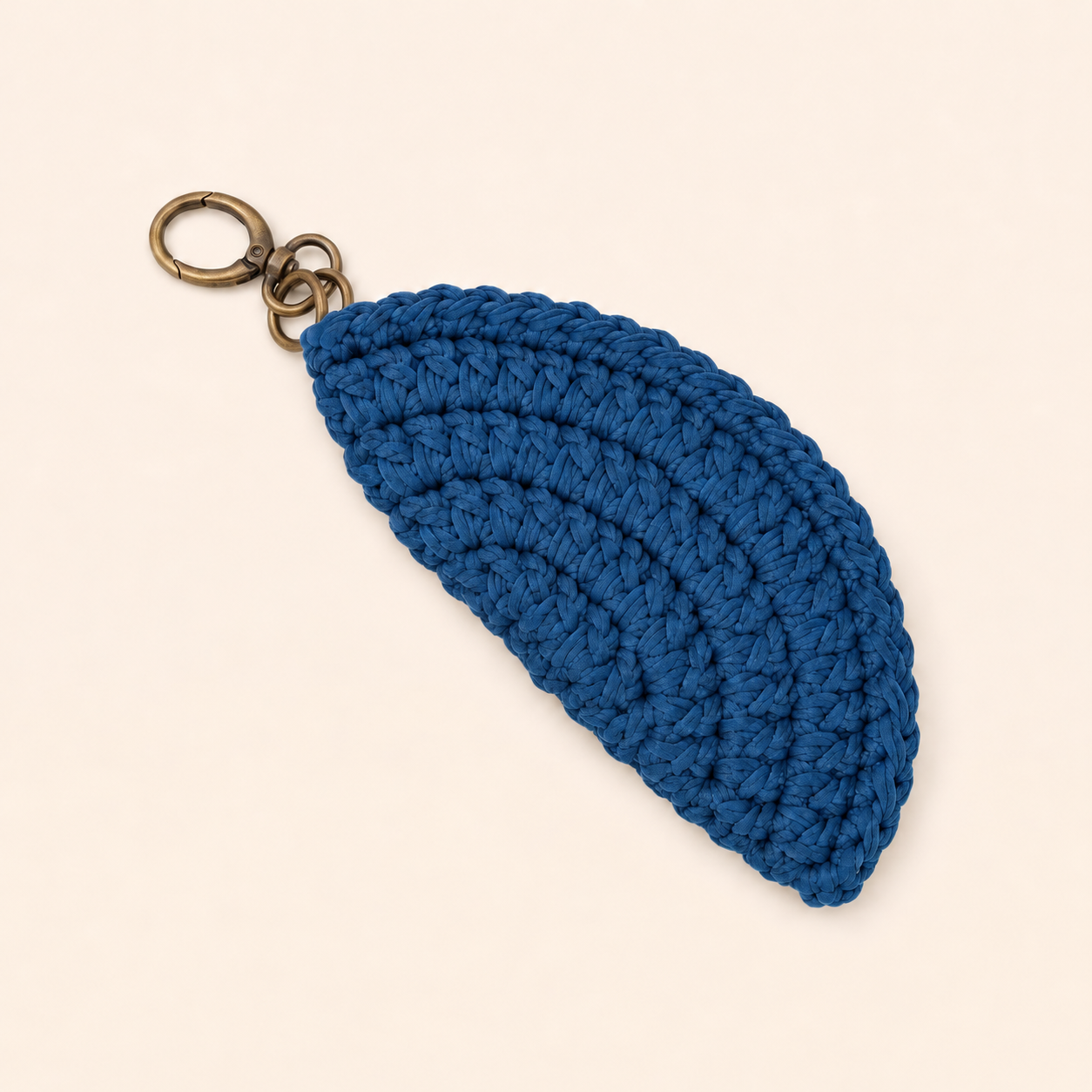 bronze-royalblue-eyelet.png