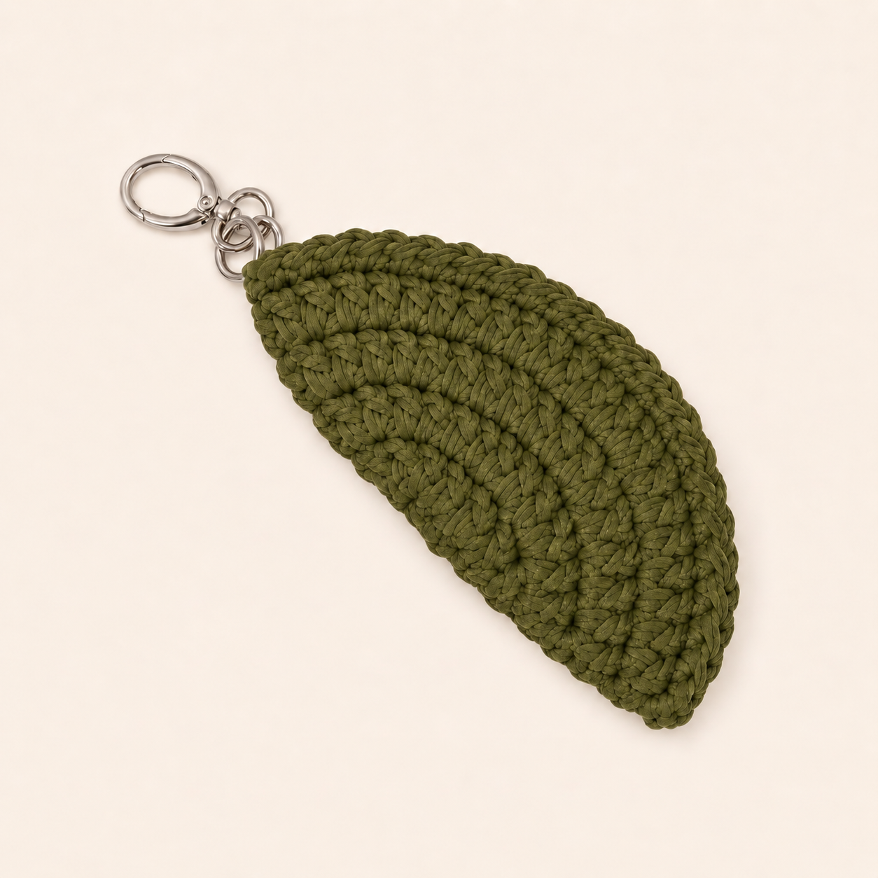 silver-olive-eyelet.png