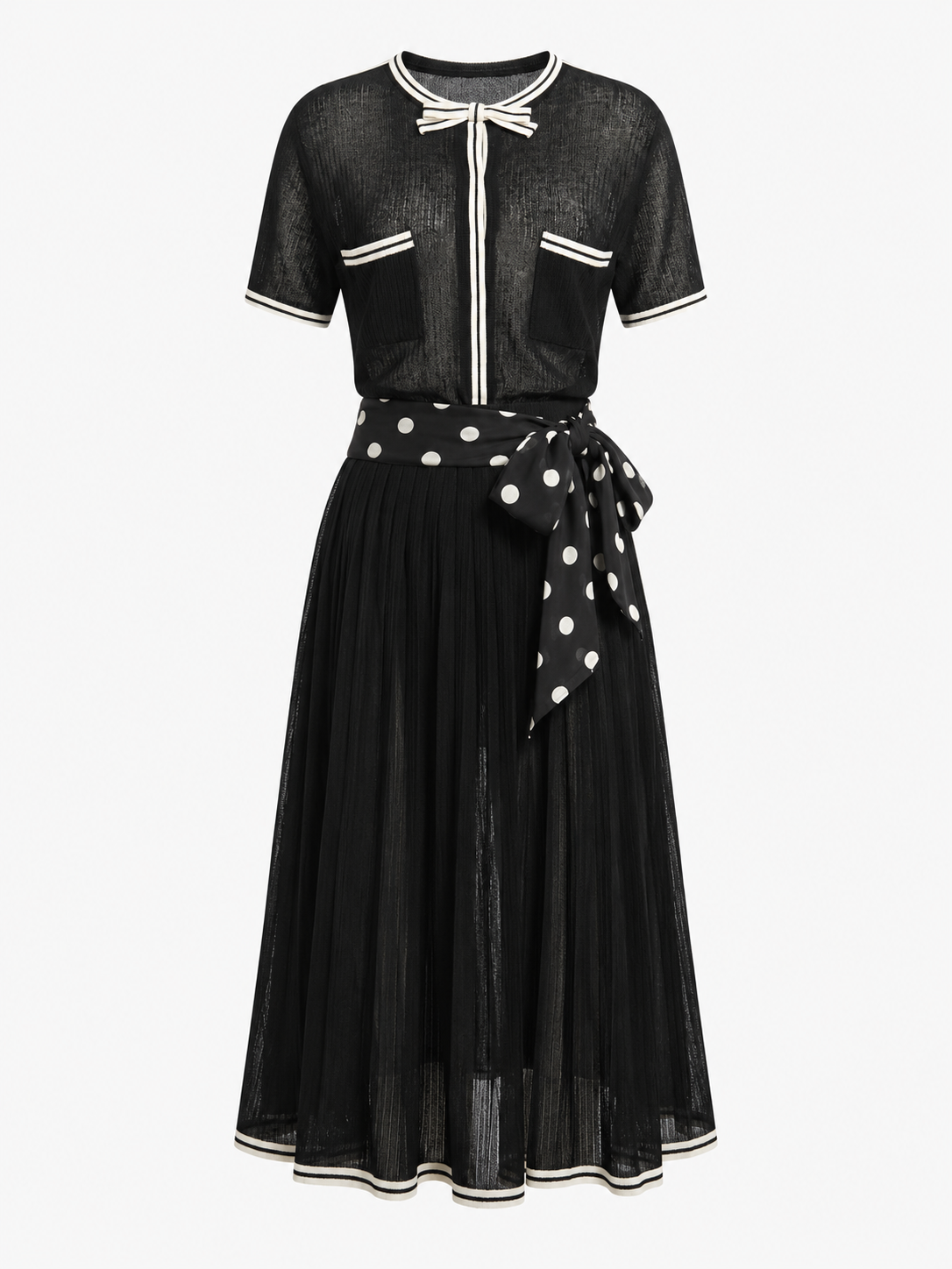Vintage Chanel Short Sleeved Polka Dot Dress. Size US 0. 