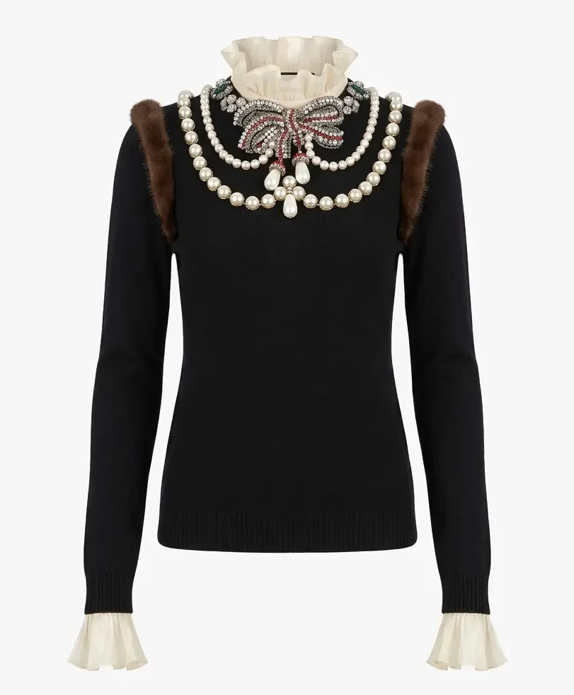 Gucci F/W 2016 Embellished Sweater with Mink Trim. Size US 6.