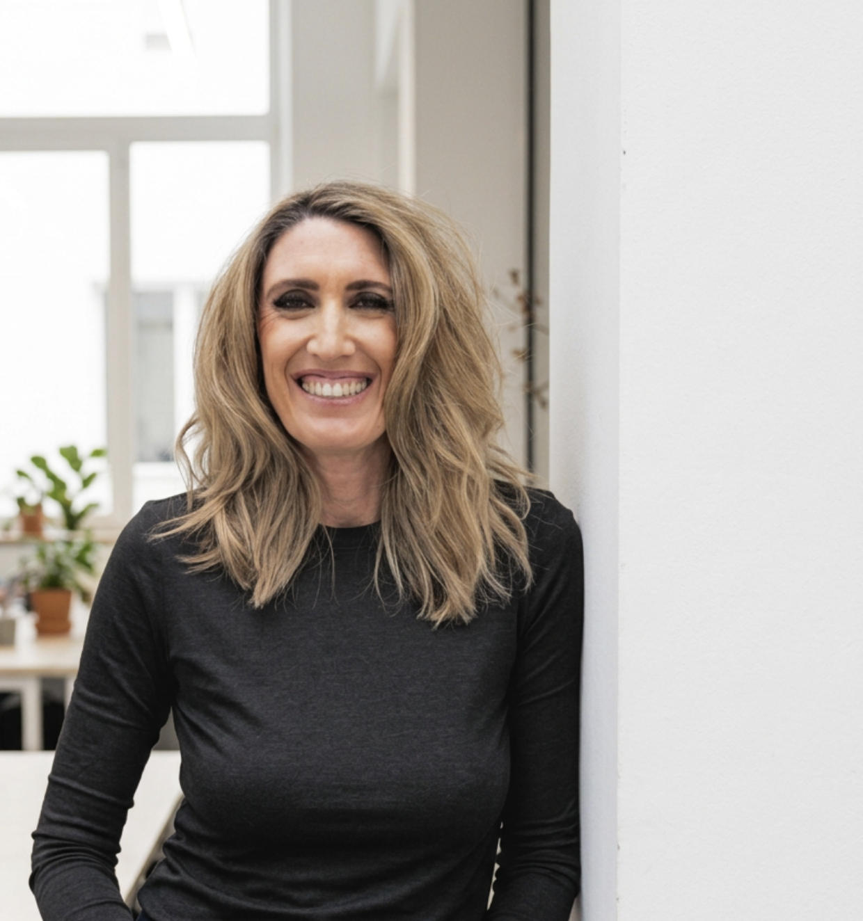 Headshot of Social Affiliate Method Co-Founder Suzanne Rex