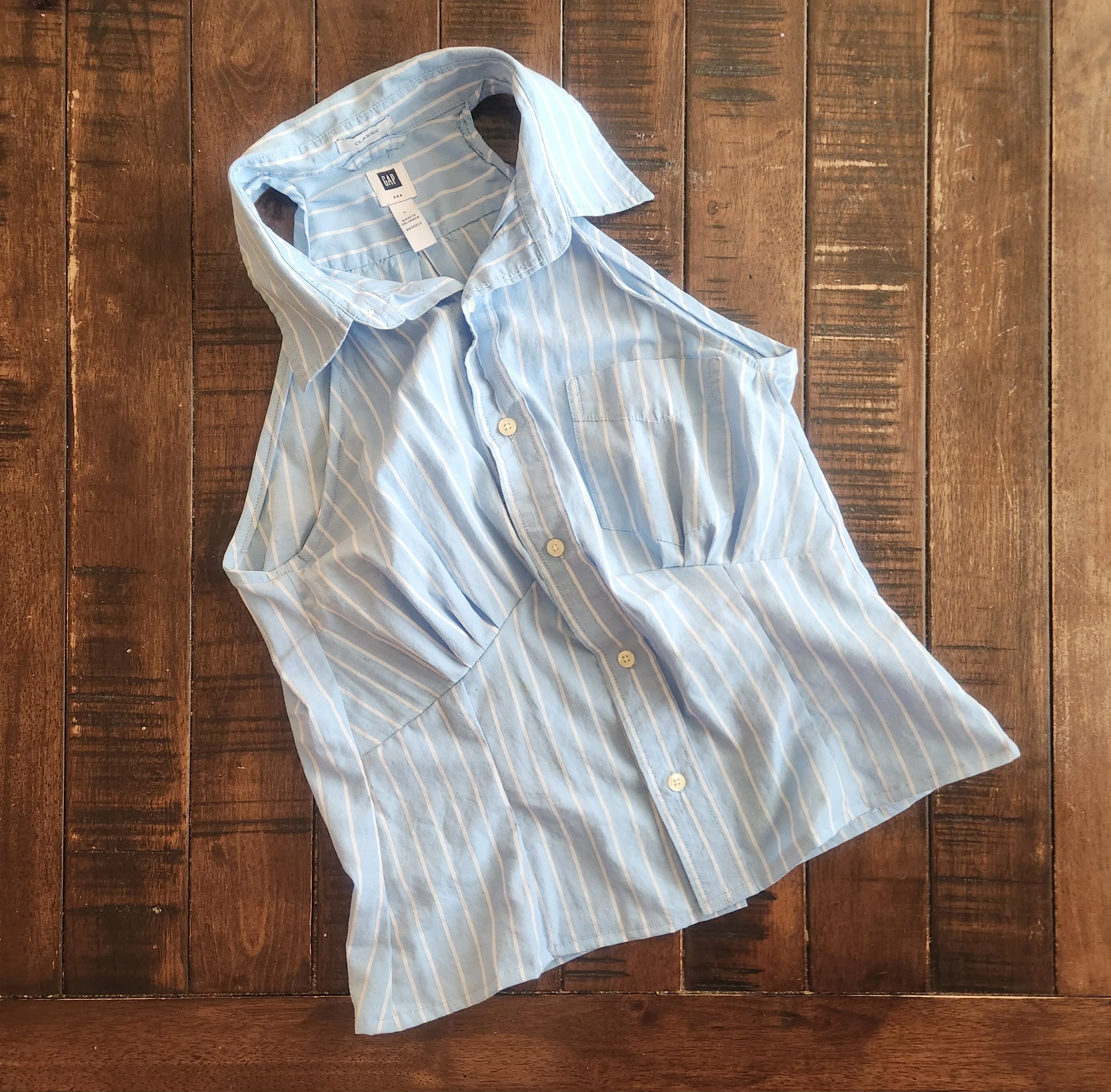 (re: collection) White on blue boyfriend-to-girlfriend blouse (size S)