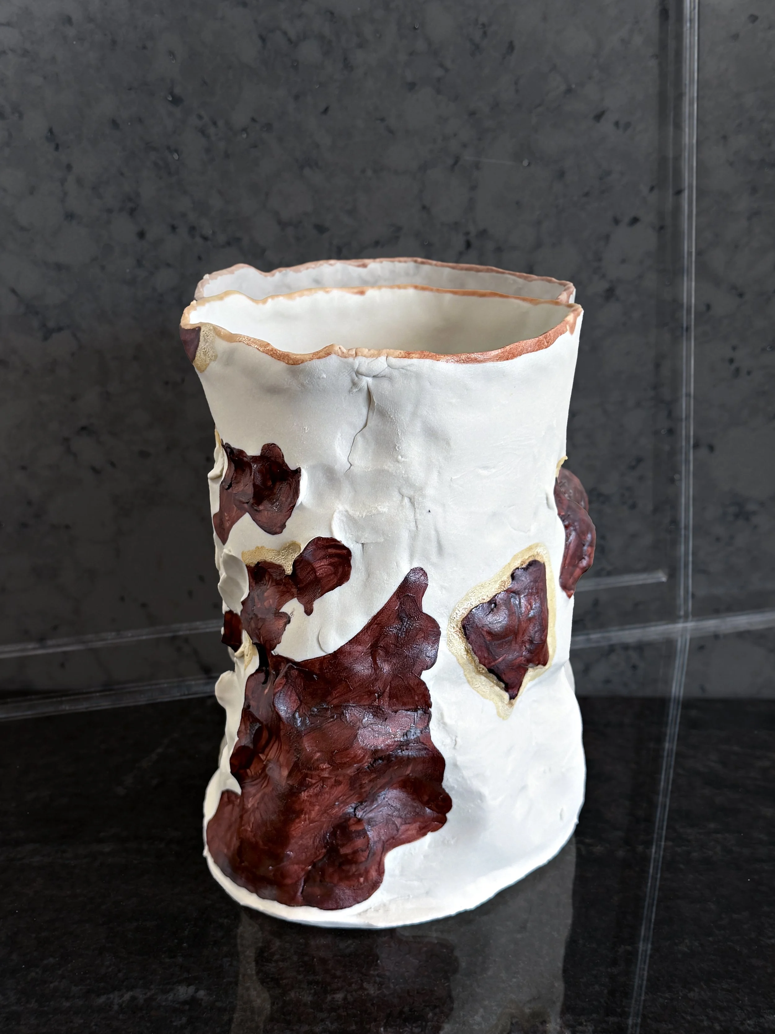 vase_018_image1.jpg