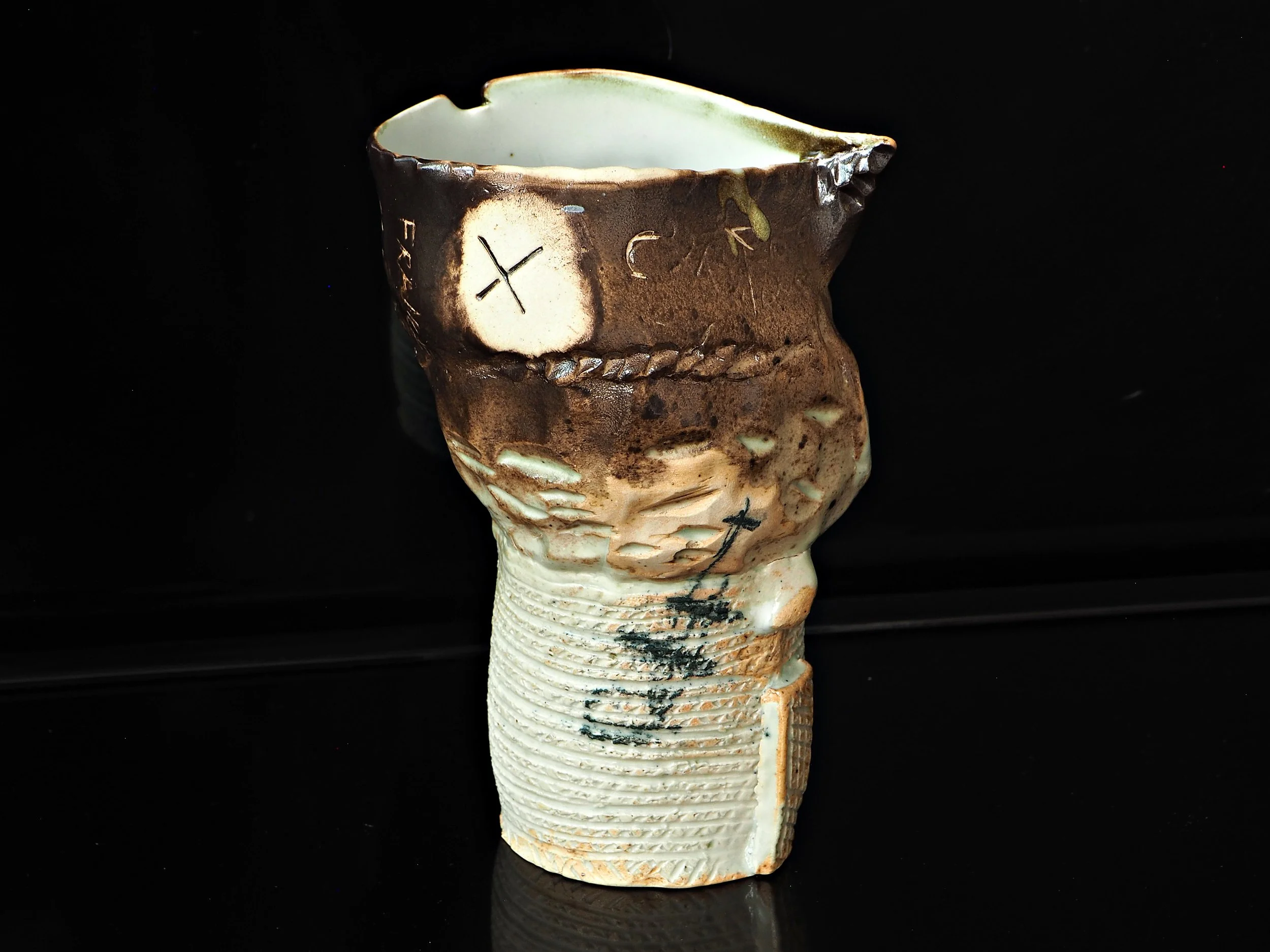 cup_36_image_03.jpg
