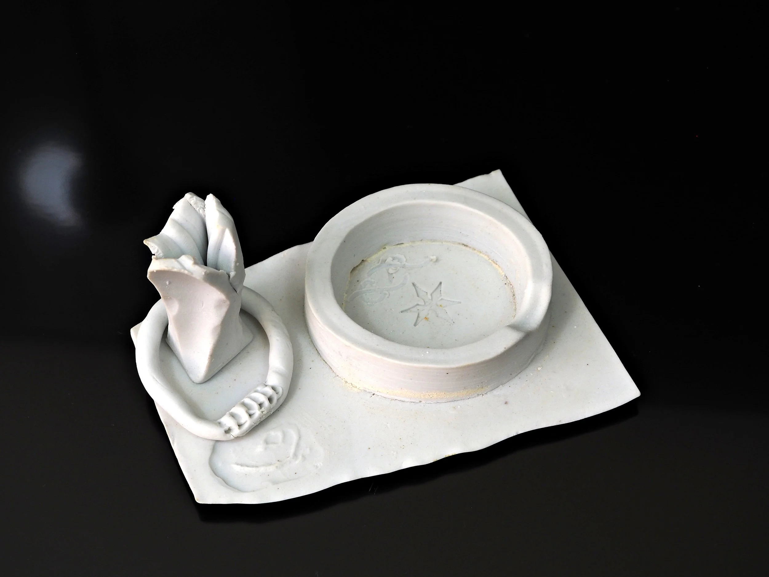 ashtray_01_image_02.jpg