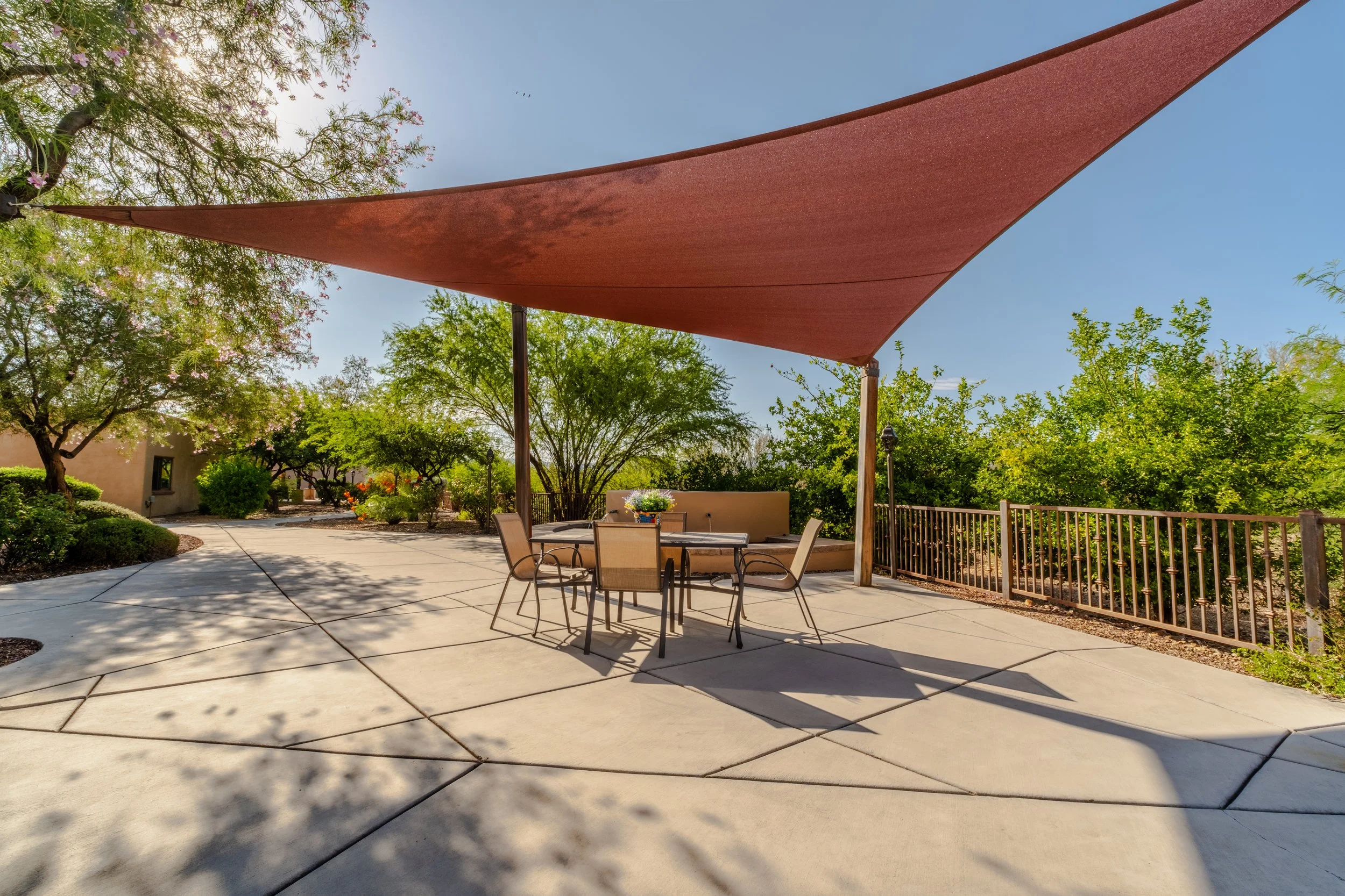 XT550238-HDR.jpg
