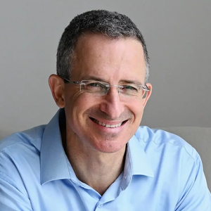 Portrait of Tal Ben-Shahar, author of Happier; Founder, Happiness Studies Academy