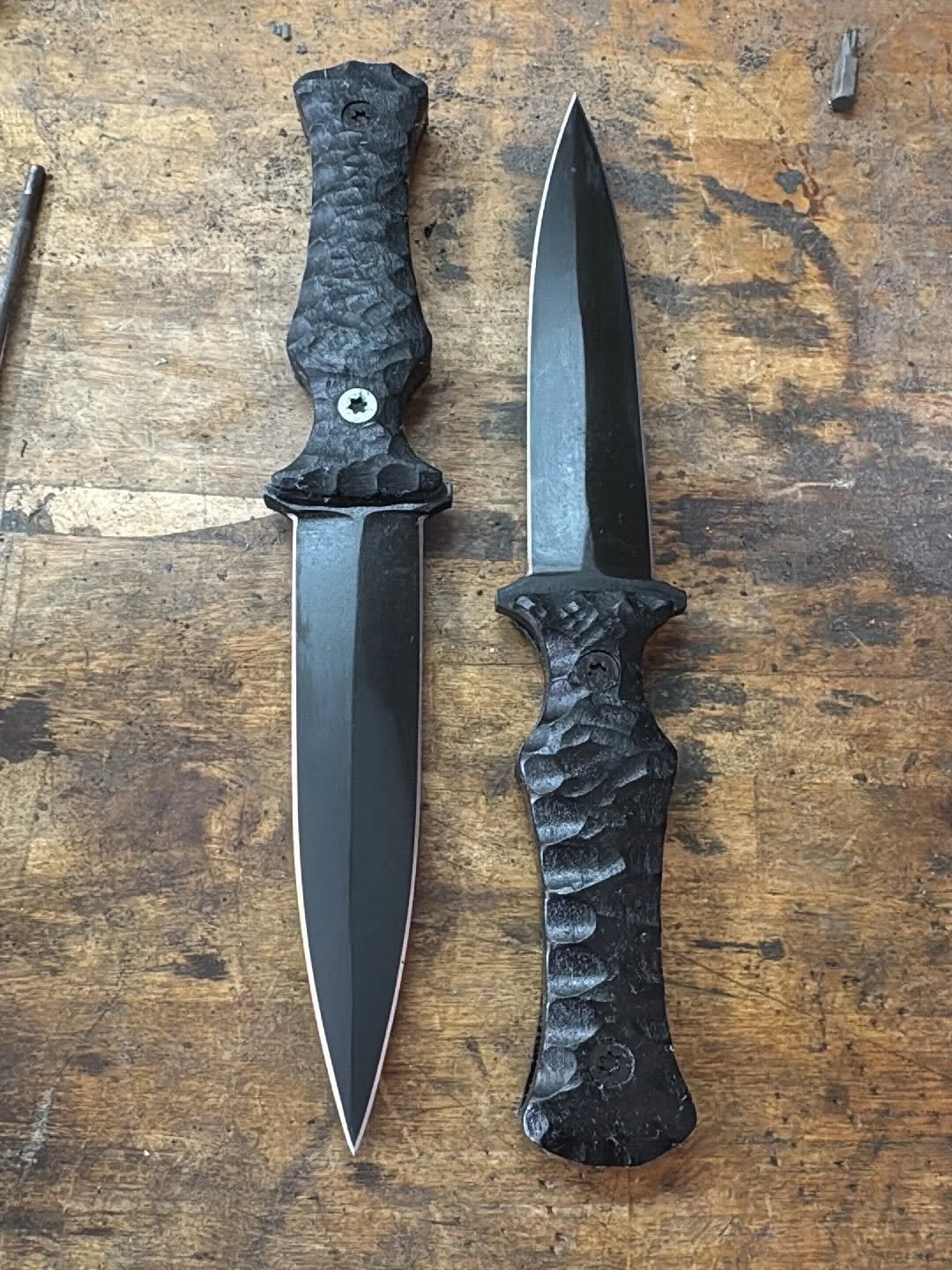 daggers.jpg
