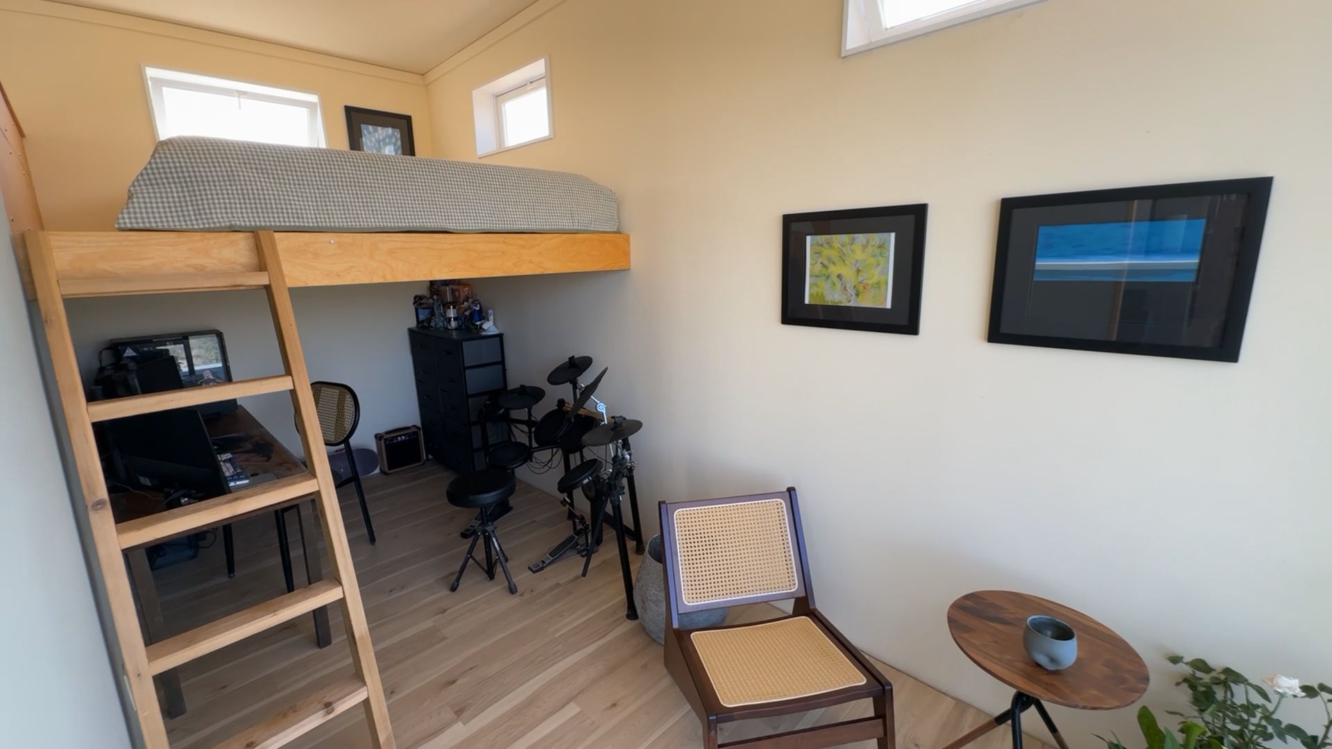Bedroom2.Still009.png