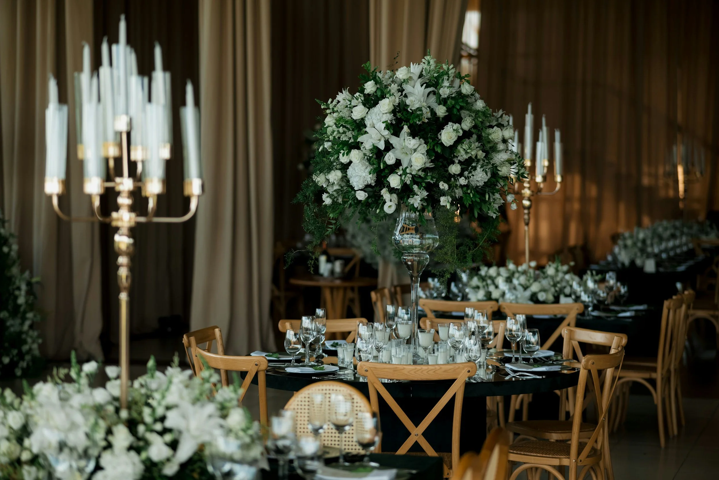 Luxury wedding floral design and centerpieces in Bowling Green, KY