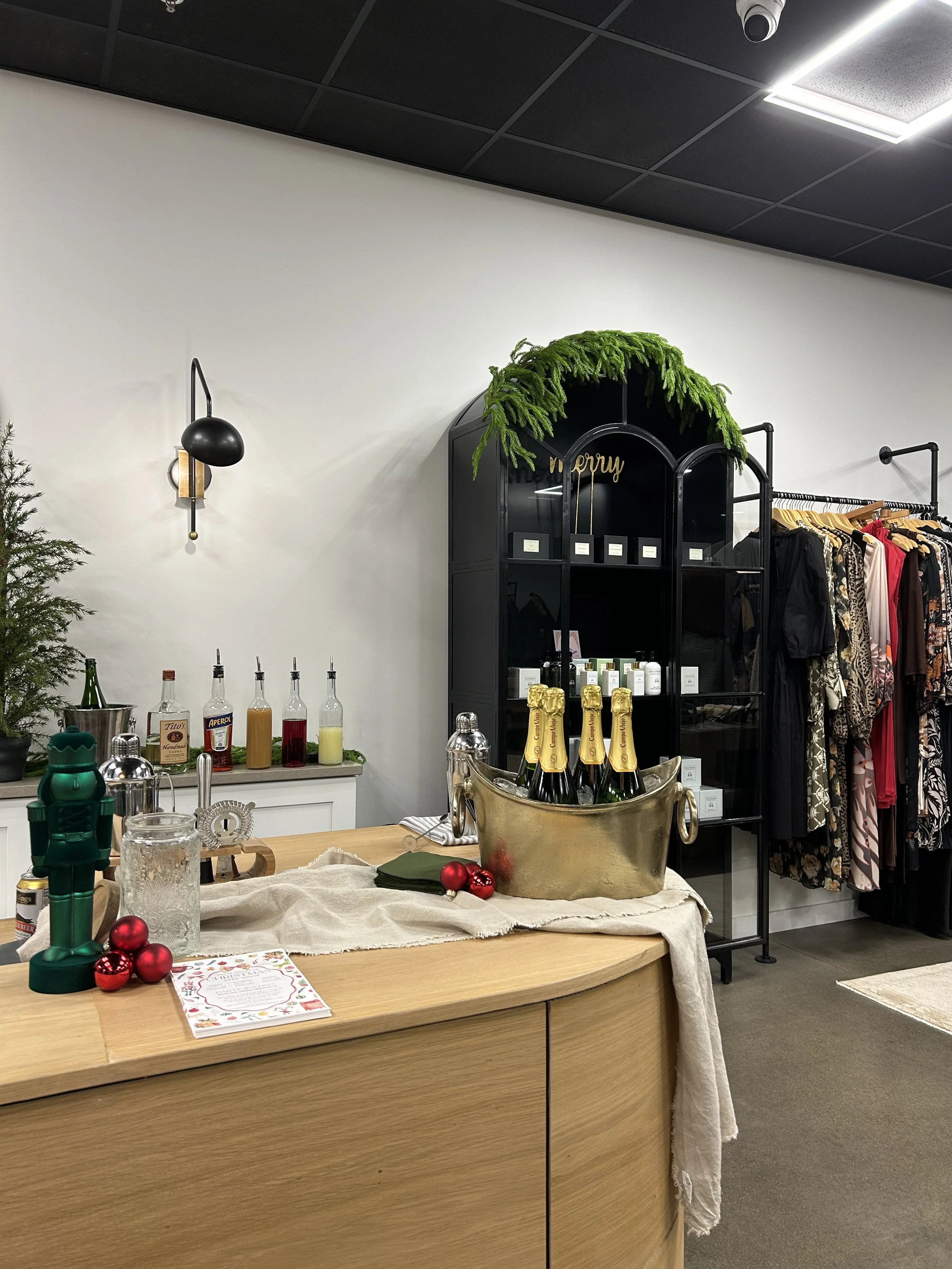 Bartending service for a boutique holiday event in Bowling Green, KY