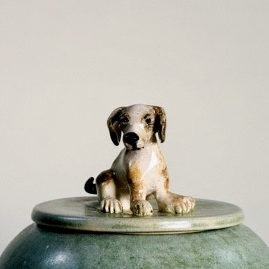 dog, round urn.jpg