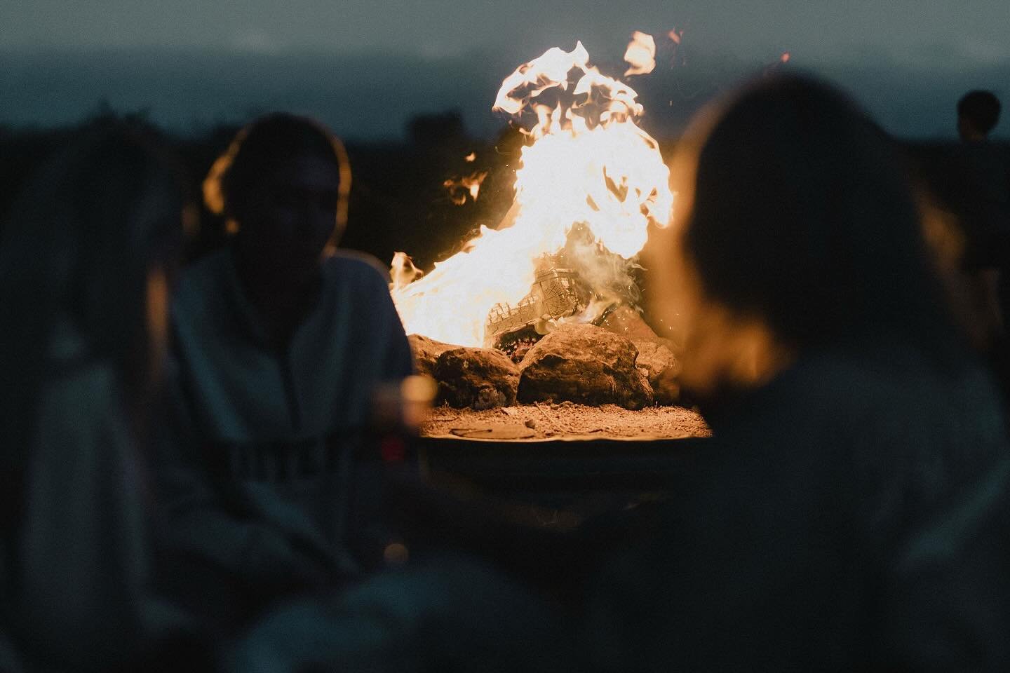 Take your eyes off the horizon &amp; look down into the fire&hellip;&hellip;Sorelle brings an experience with all the elements 🙌🔥