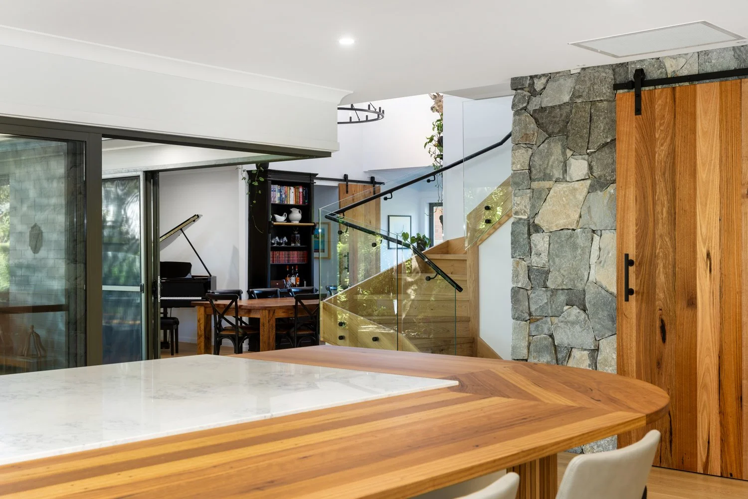 captain-cook-cresent-narrabundah-staircase.jpg