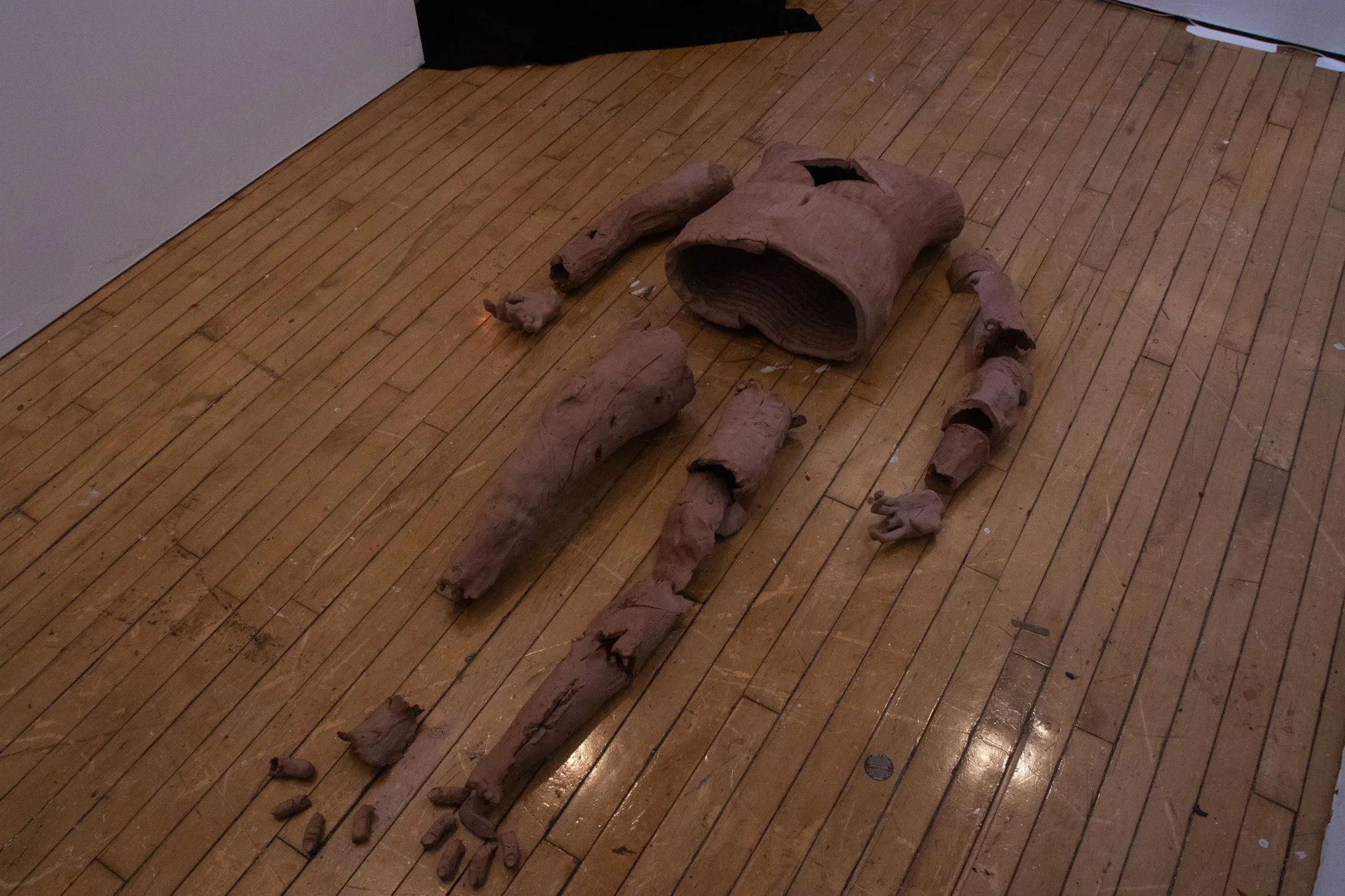 disembodied-sculpture-installation-view.jpg