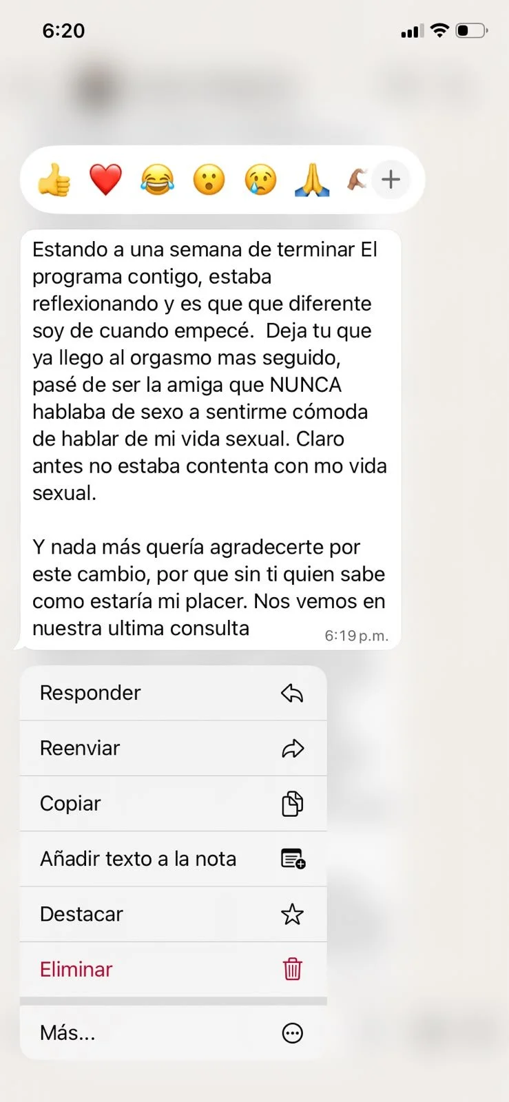 Una conversación de WhatsApp con un mensaje en español sobre proceso de autodescubrimiento y sexualidad, con emojis y opciones de respuesta en el menú.