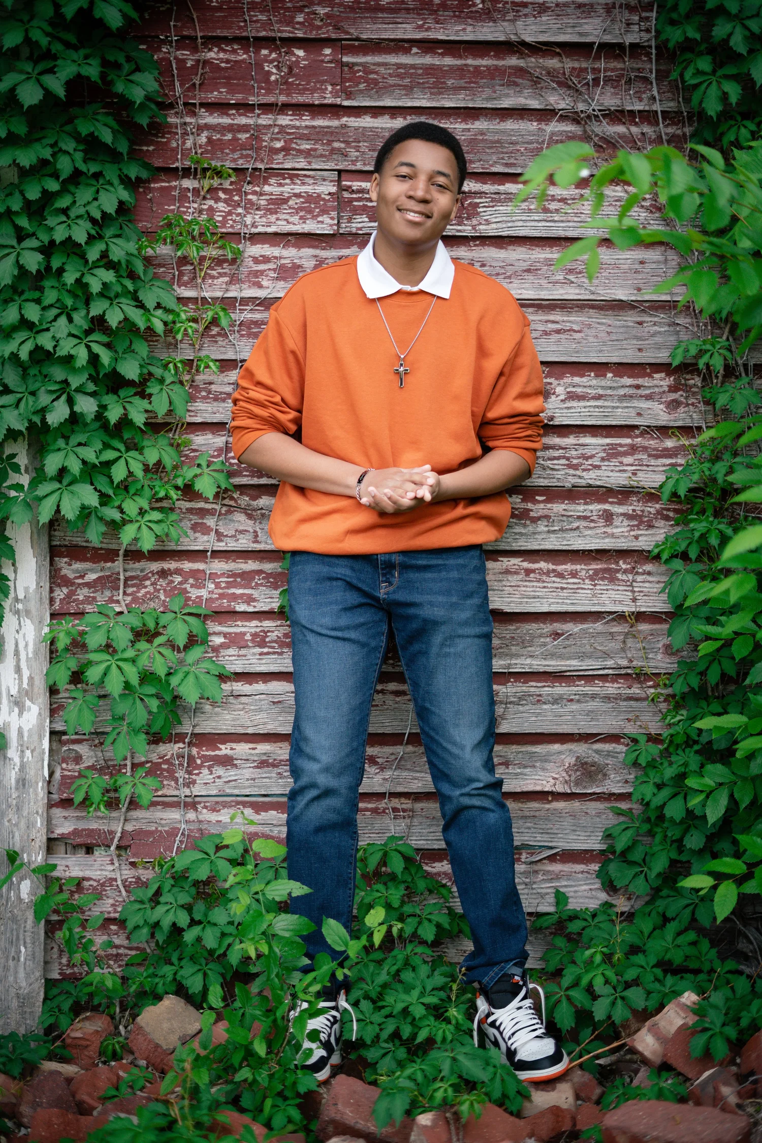 Relaxed senior portrait on location