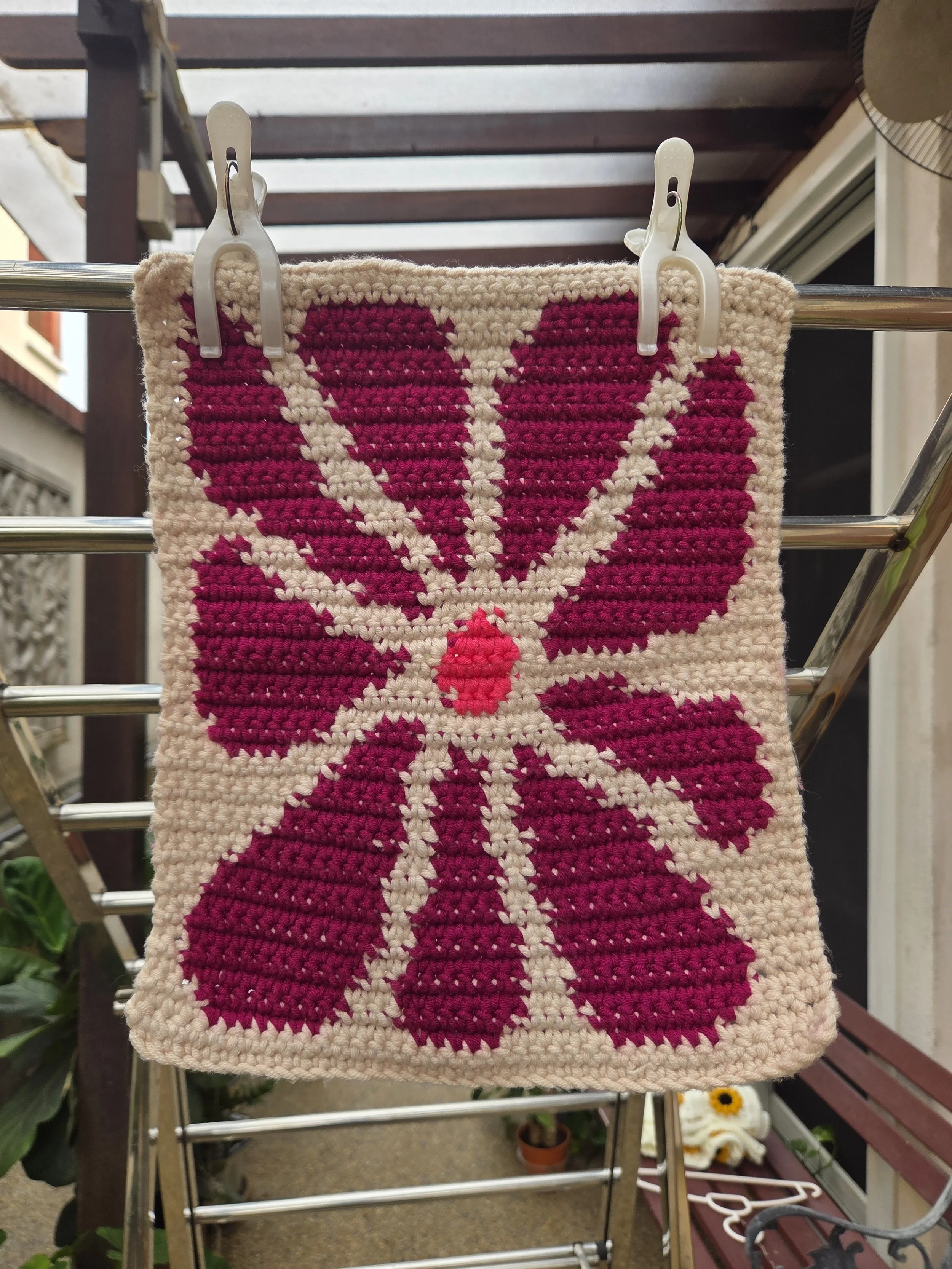 Coral Flower Square 