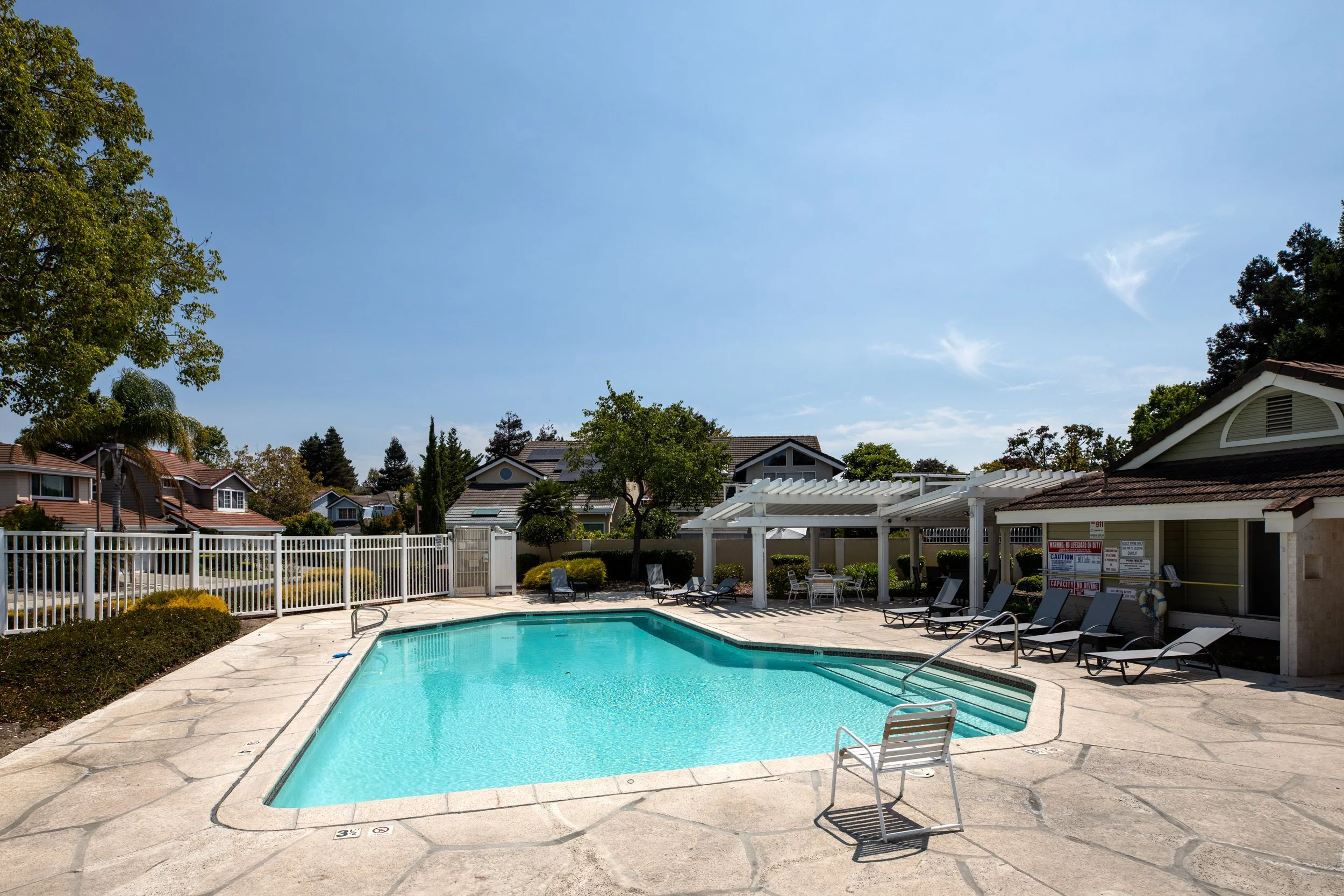 28-Barrington_Matt_Anello-5323-MLS.jpg