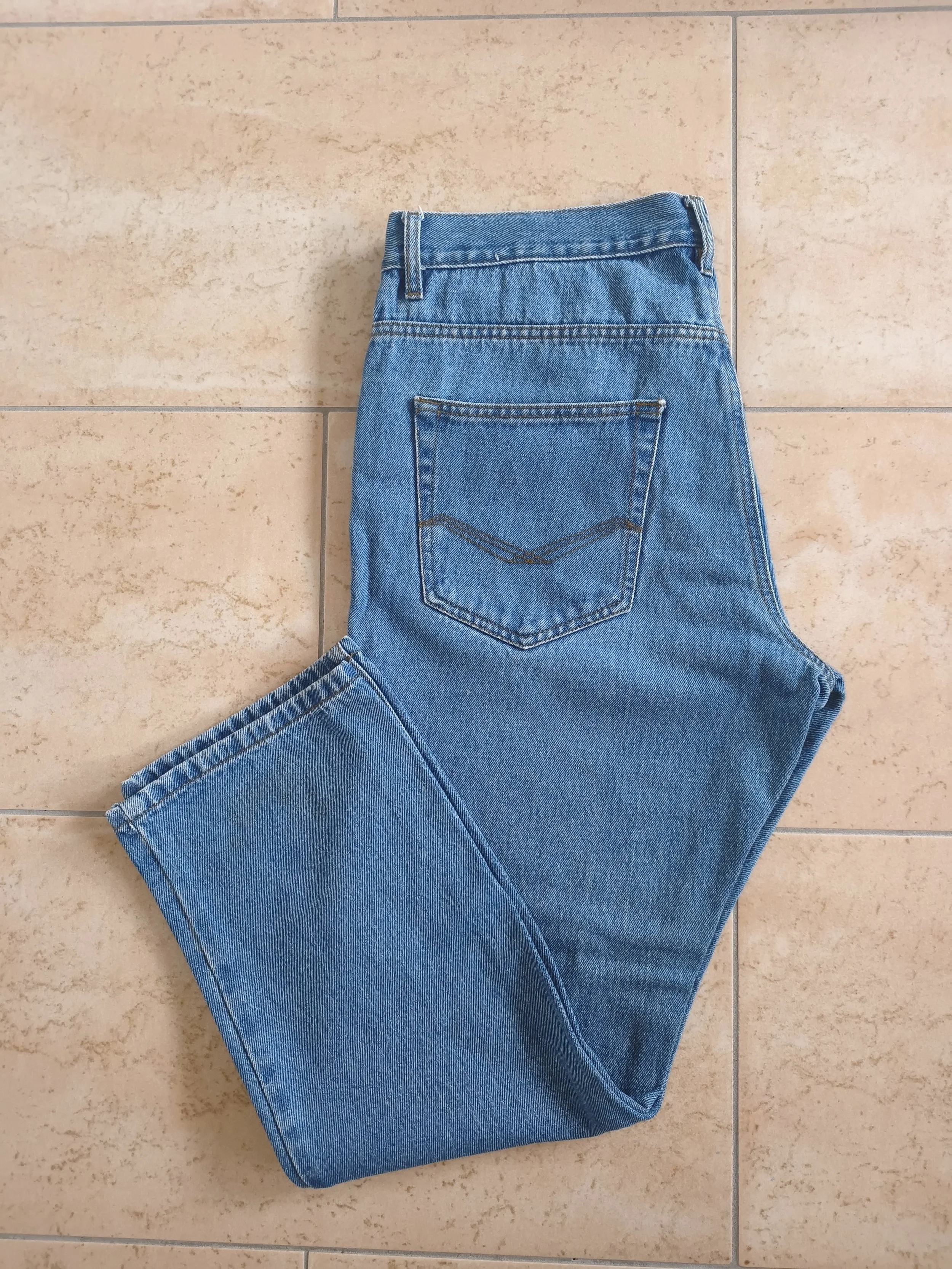 JMB01