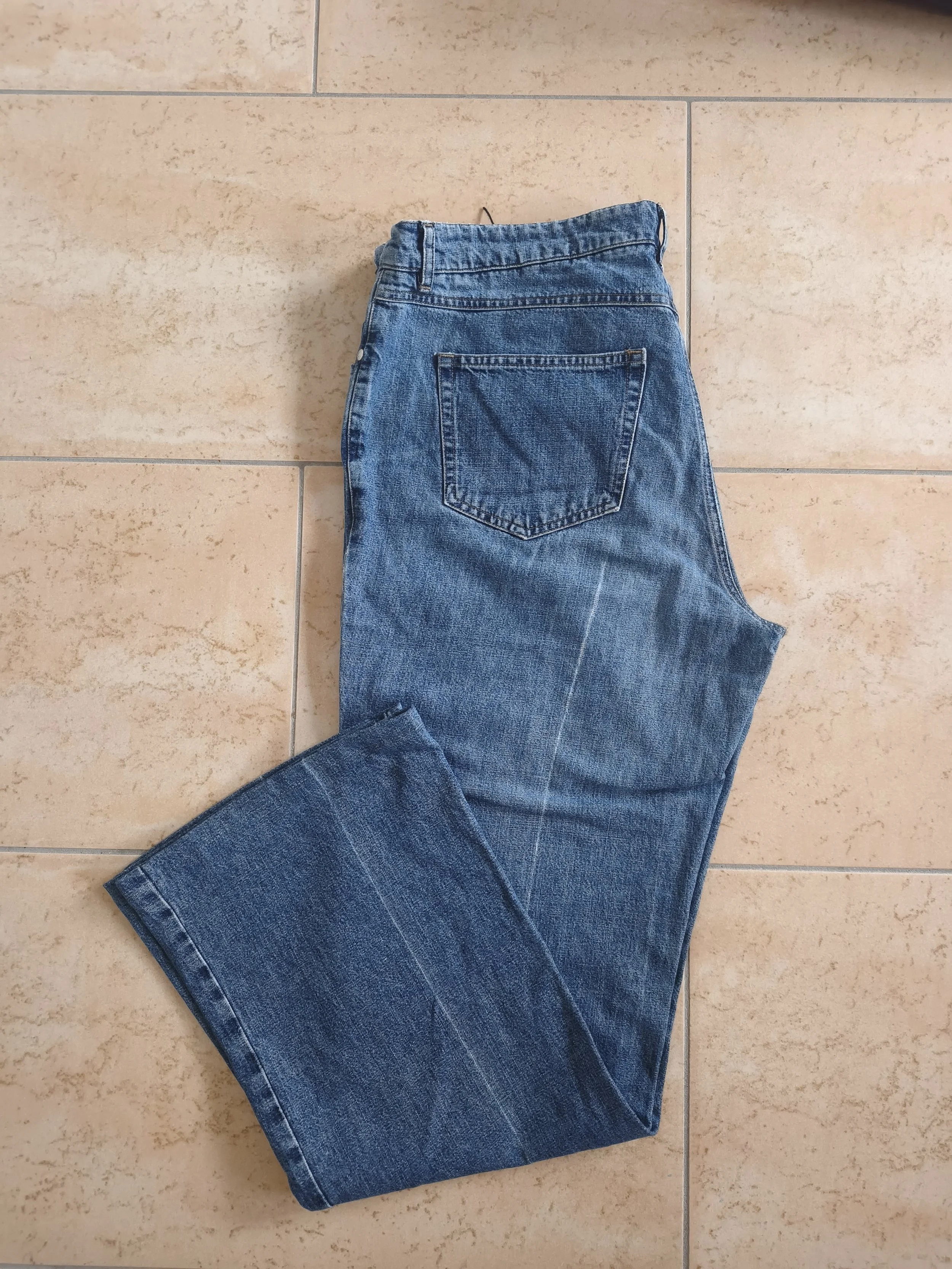 JMB04