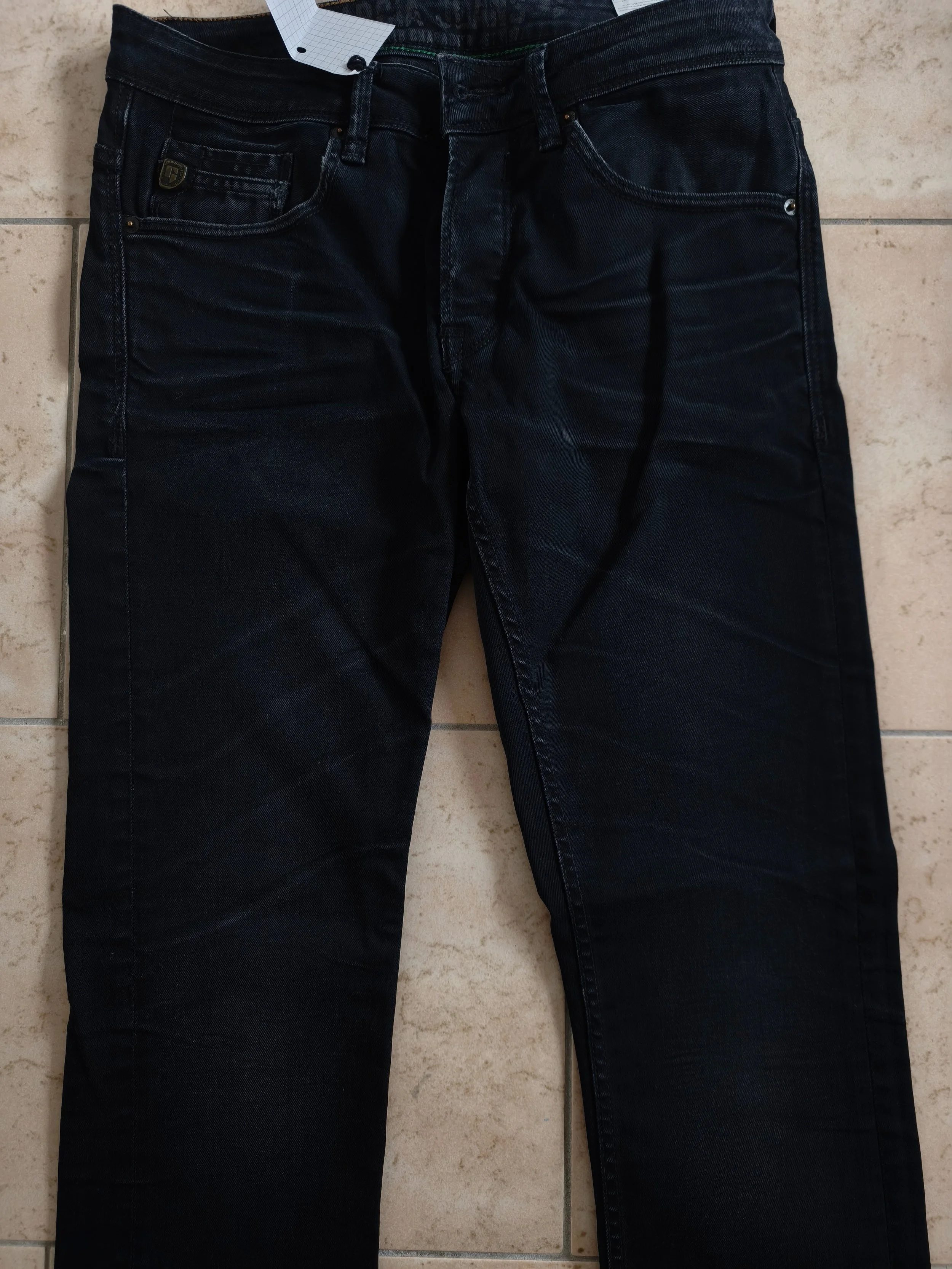 JGS03 Details
